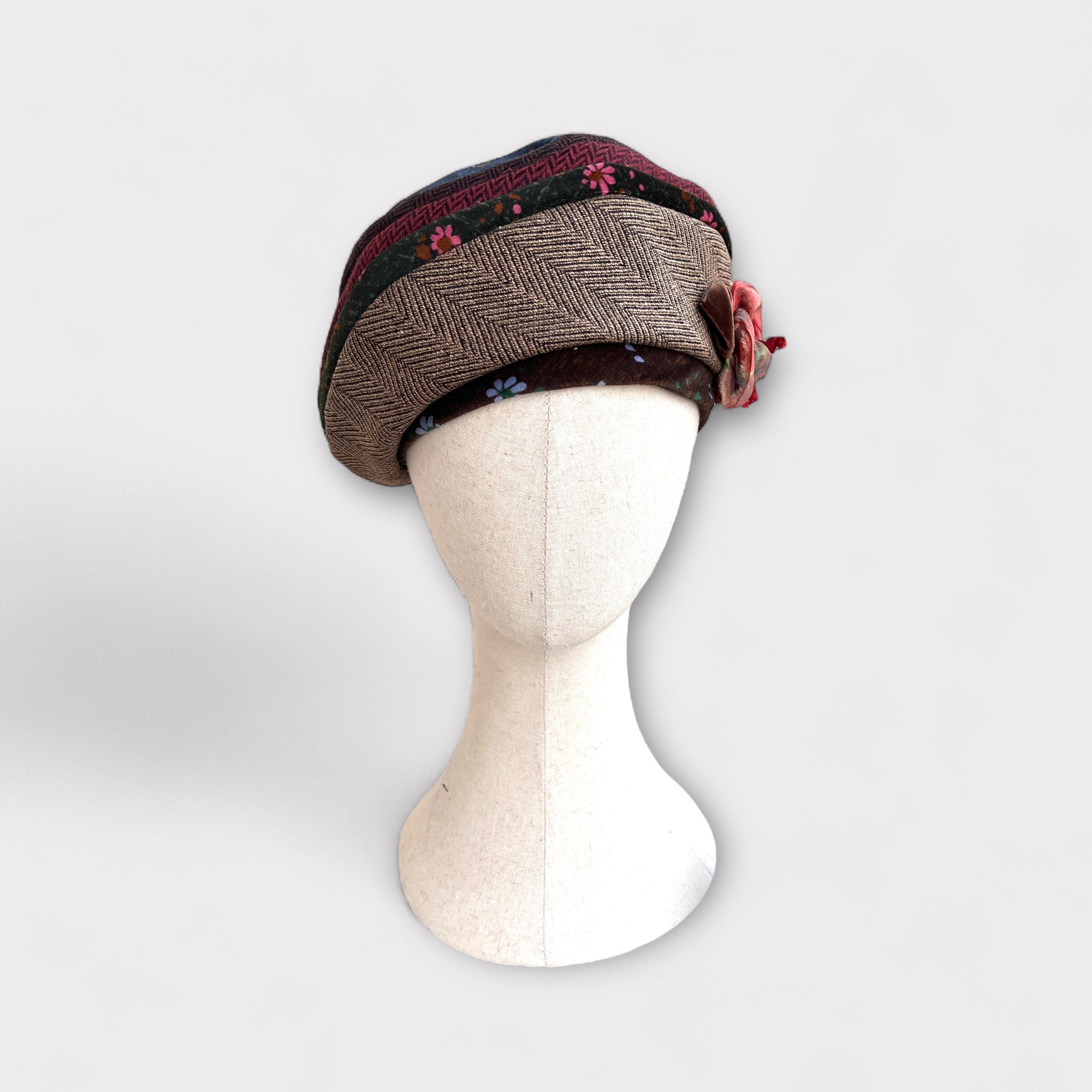 Basco Donna In Tessuto Di Velluto e Lana Patchwork Grevi