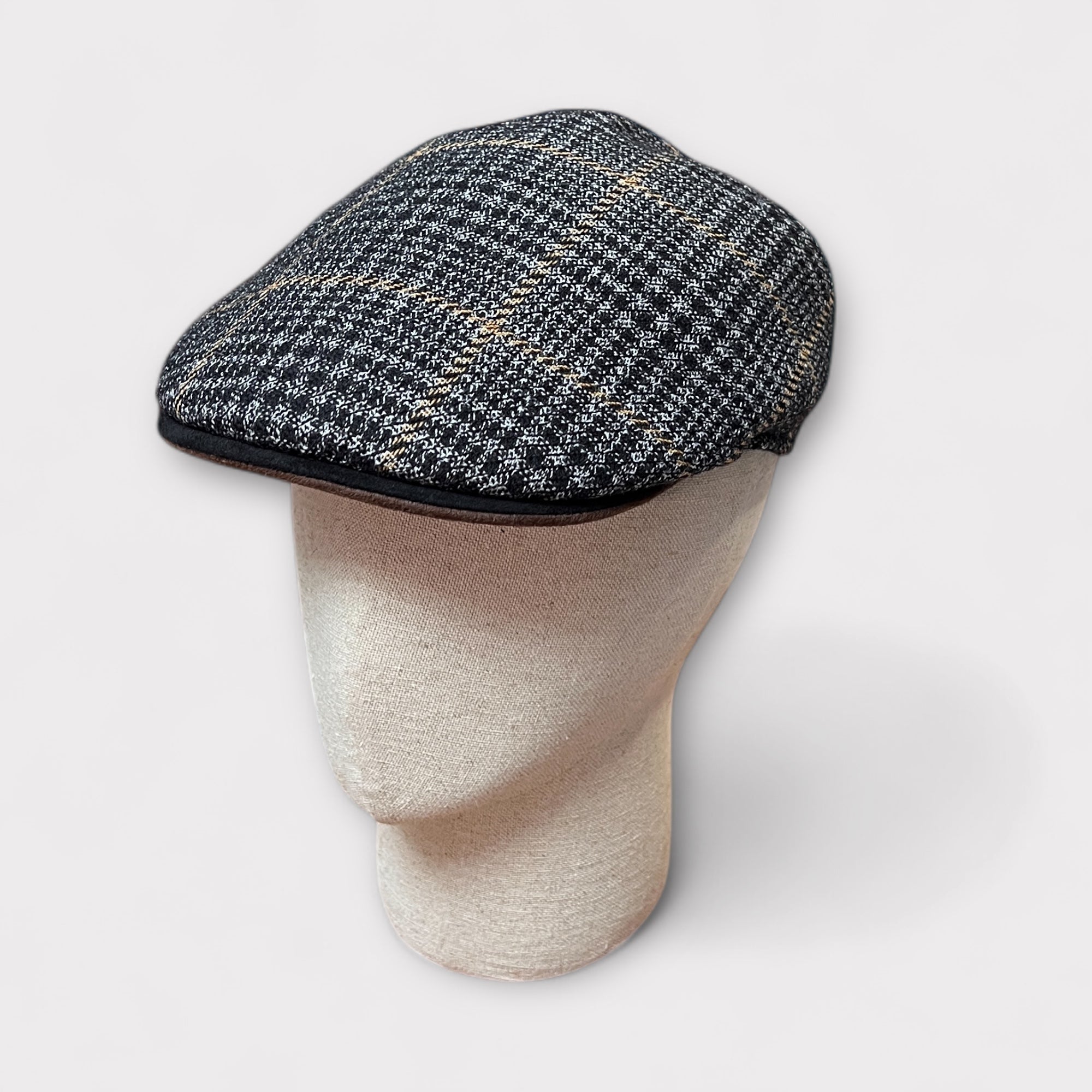 Coppola Uomo Invernale Nera/oro Cappelleria Bacca