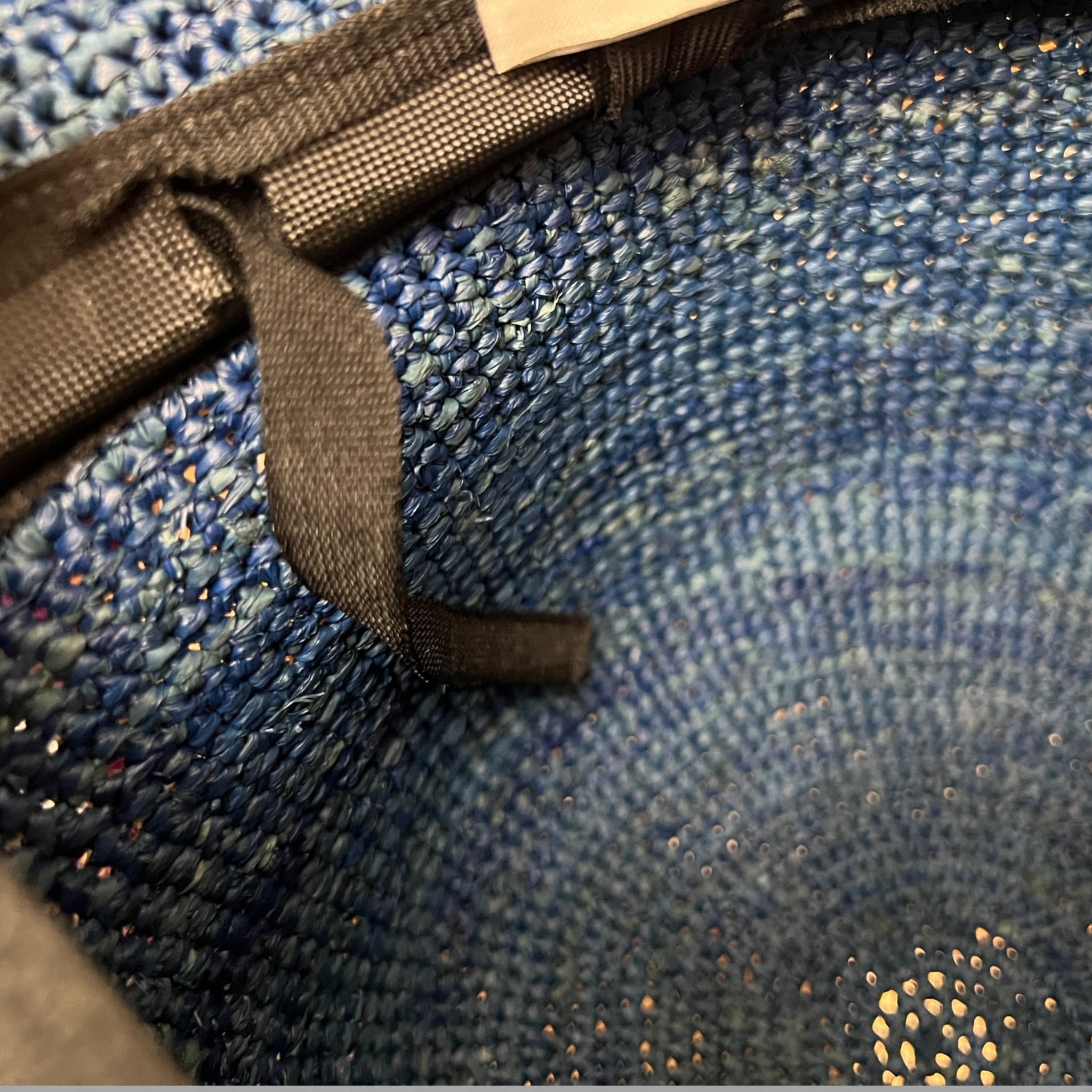 Cappello Donna Cloche in Raffia Crochet Fatto a Mano - Cappelleria Bacca