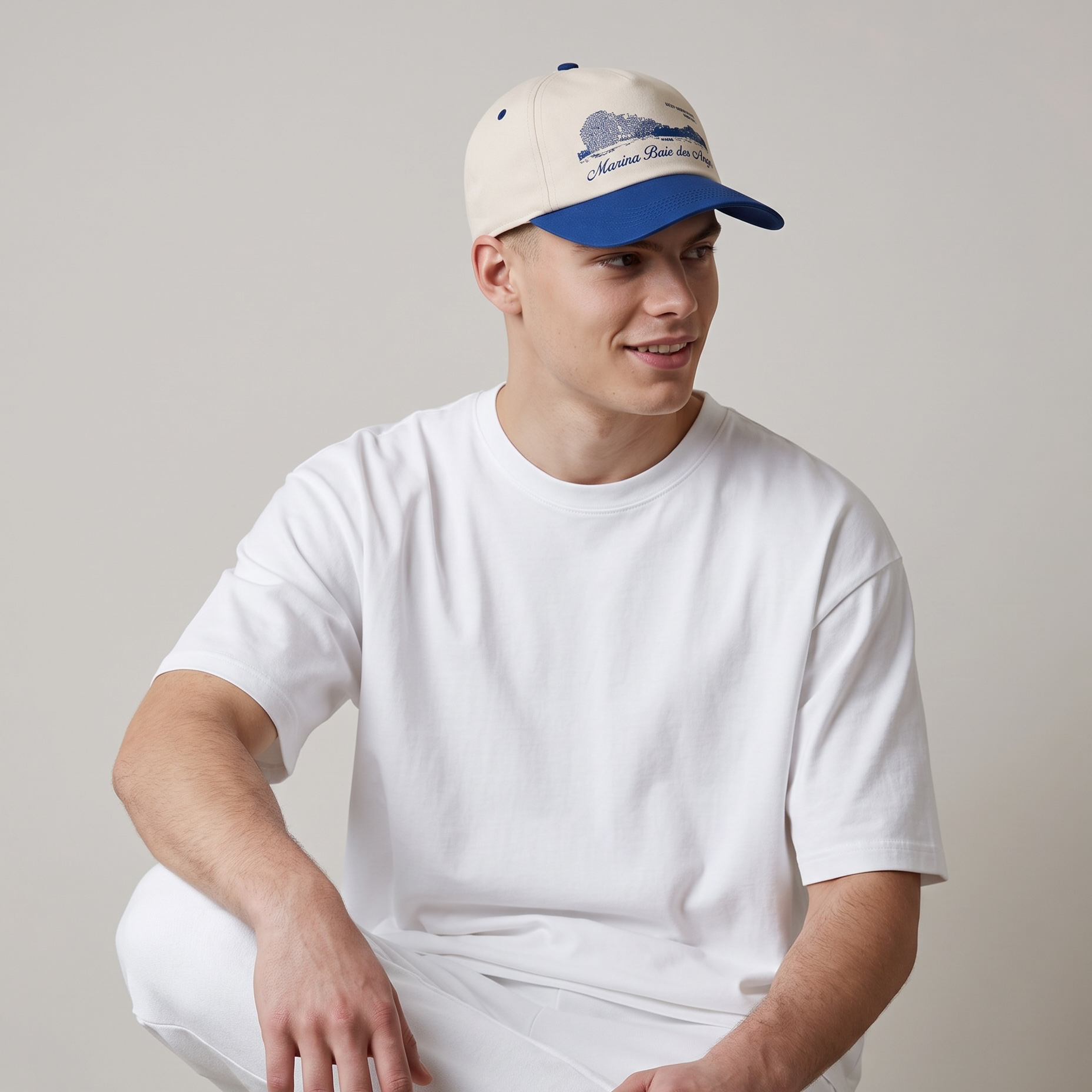 Cappellino Baseball In Cotone Bianco e Blu Con Stampa "Marina Baia Des Anges" - Visit