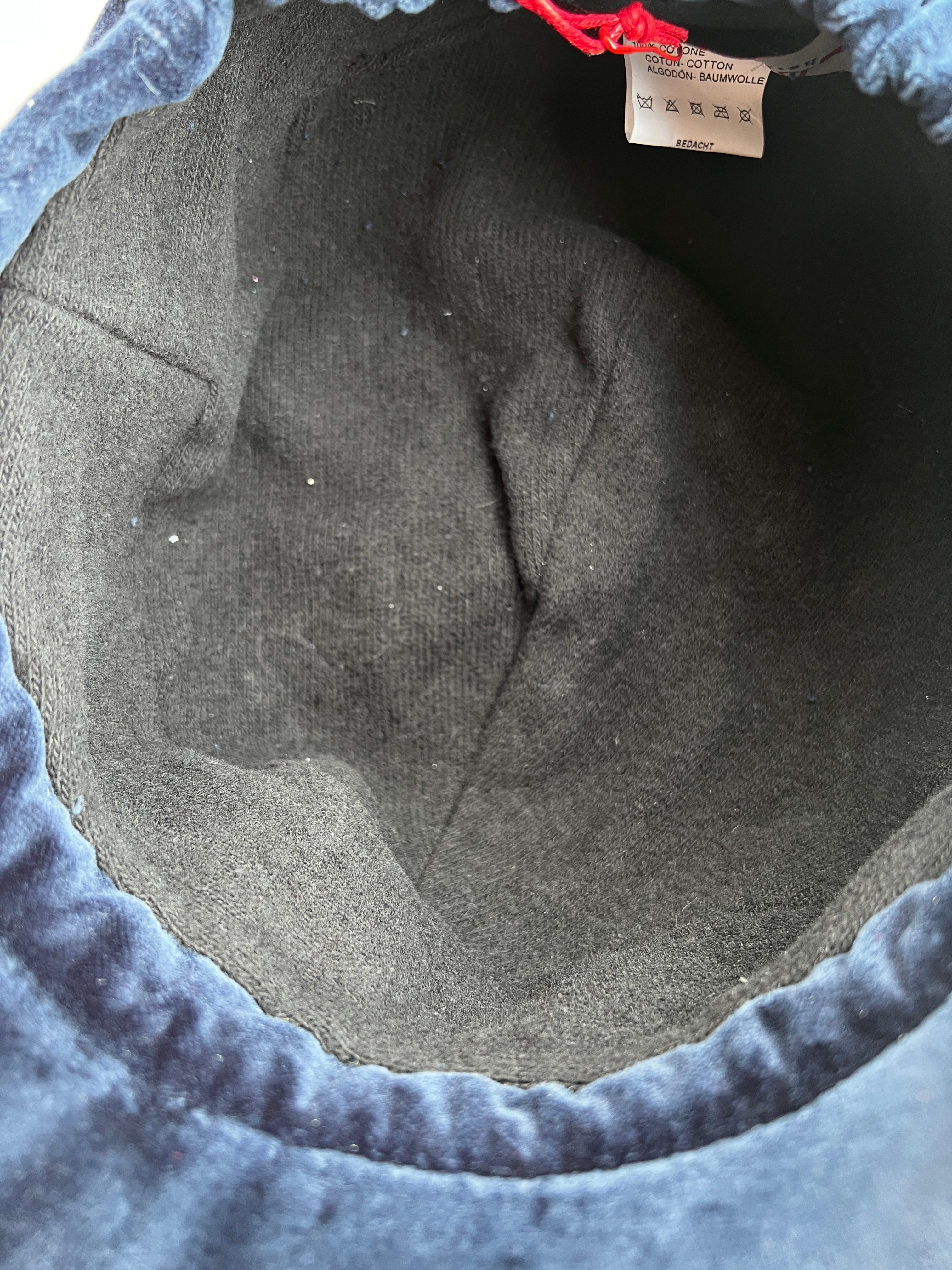 Cappello Donna In Velluto Con Visiera