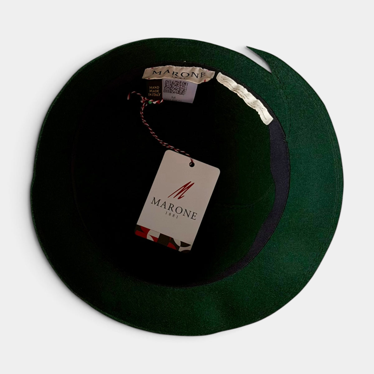 Cappello Donna Cloche in Feltro idrorepellente di Pura Lana Anni 30