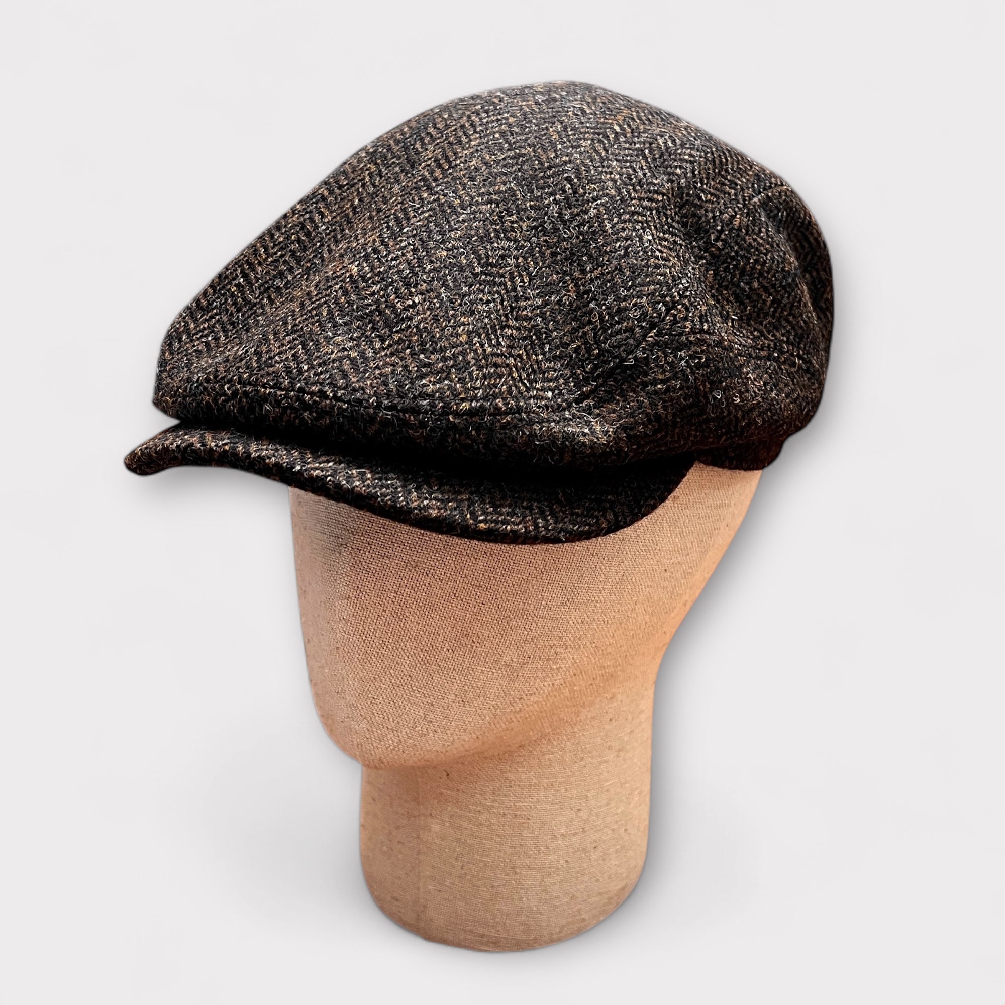 Coppola Driver Cap In Pura Lana Spinato Moro