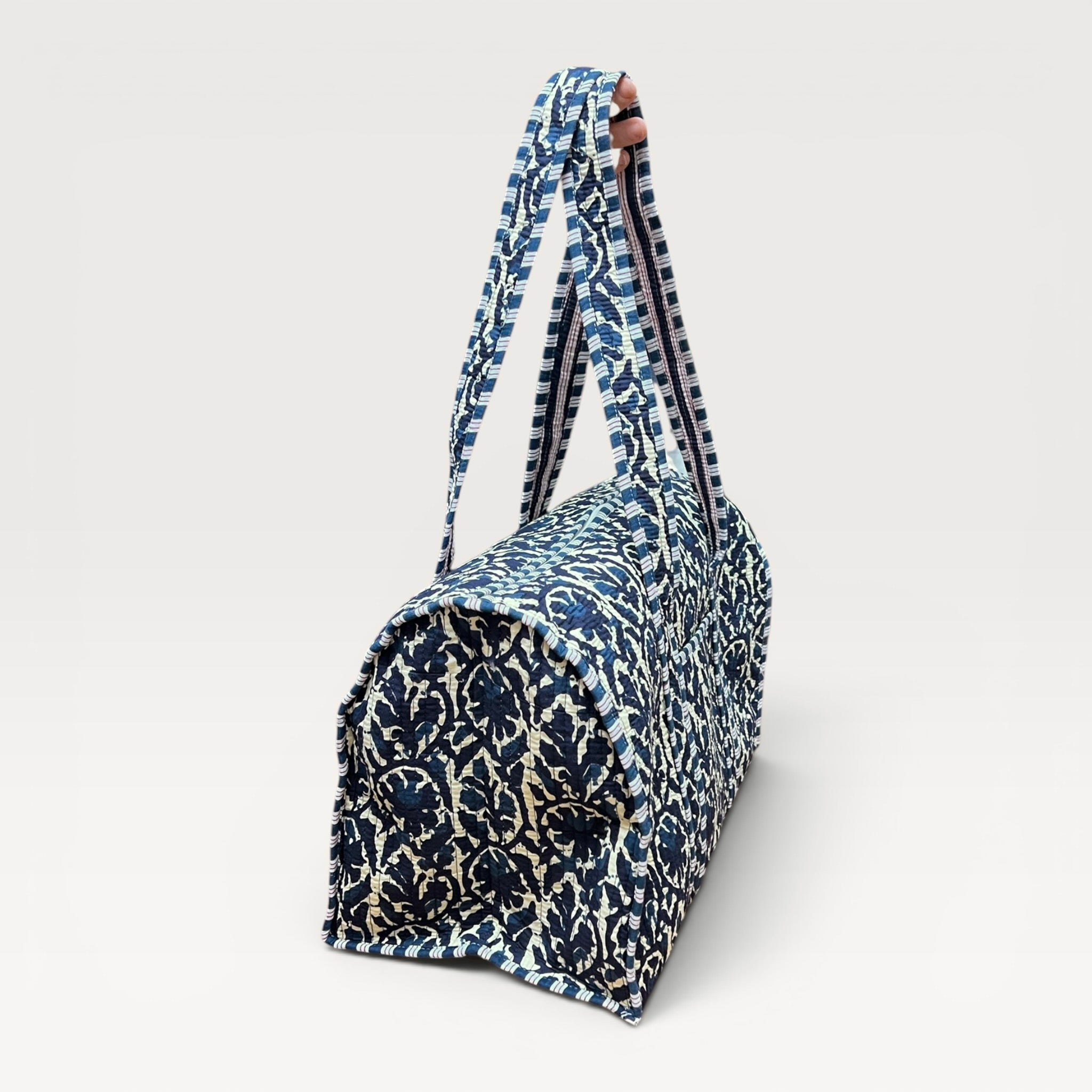 Borsa Ampia Bowling Bag In Tessuto di Cotone Trapuntato