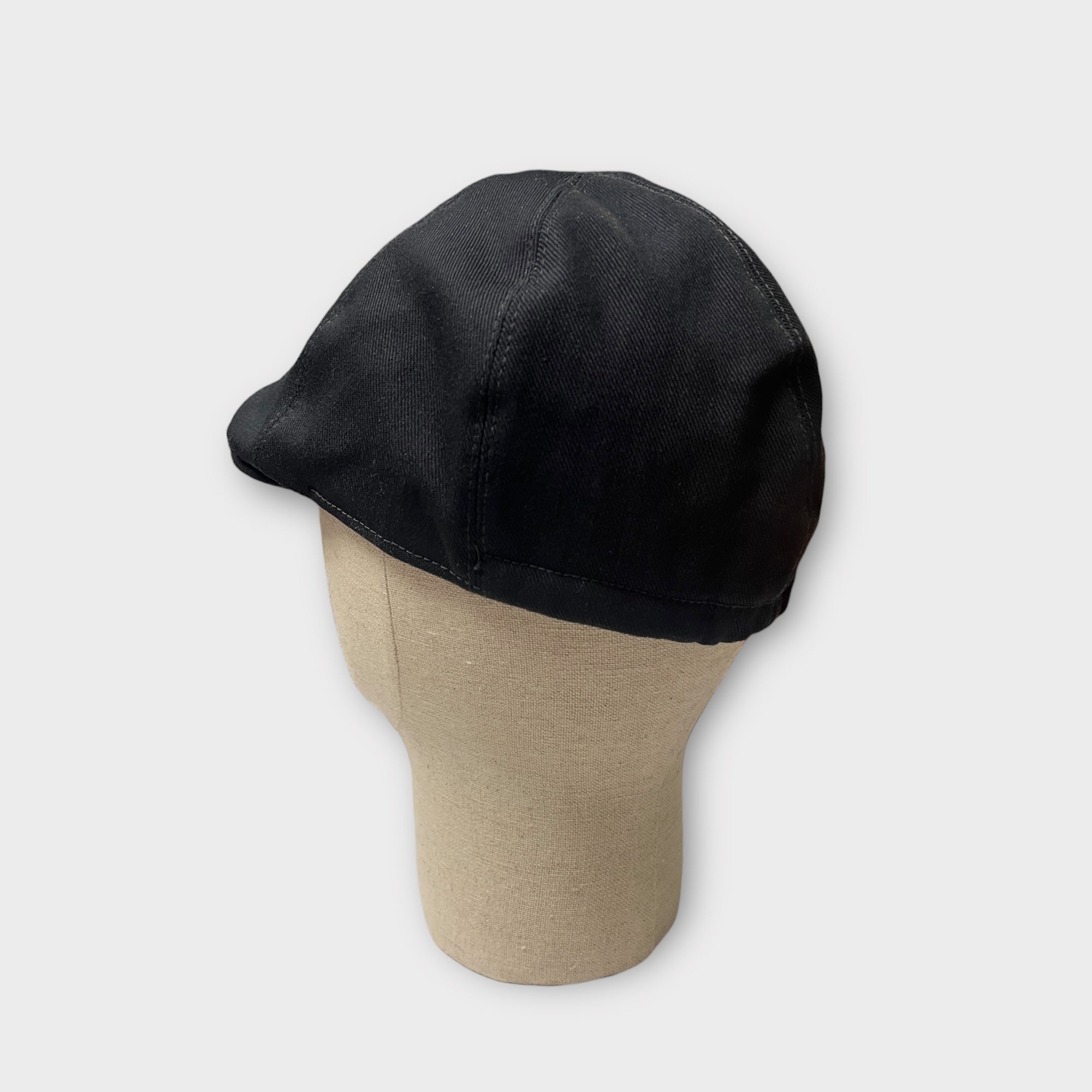 Coppola Invernale Becco In Cotone Nero Fodera in Pile