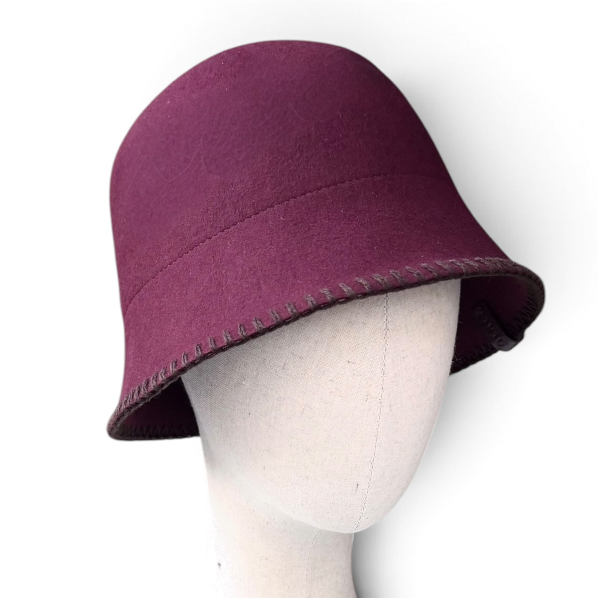 Cappello Donna Cloche in Feltro Di Lana Merino Idrorepellente E Pieghevole Con Laccetto In Pelle