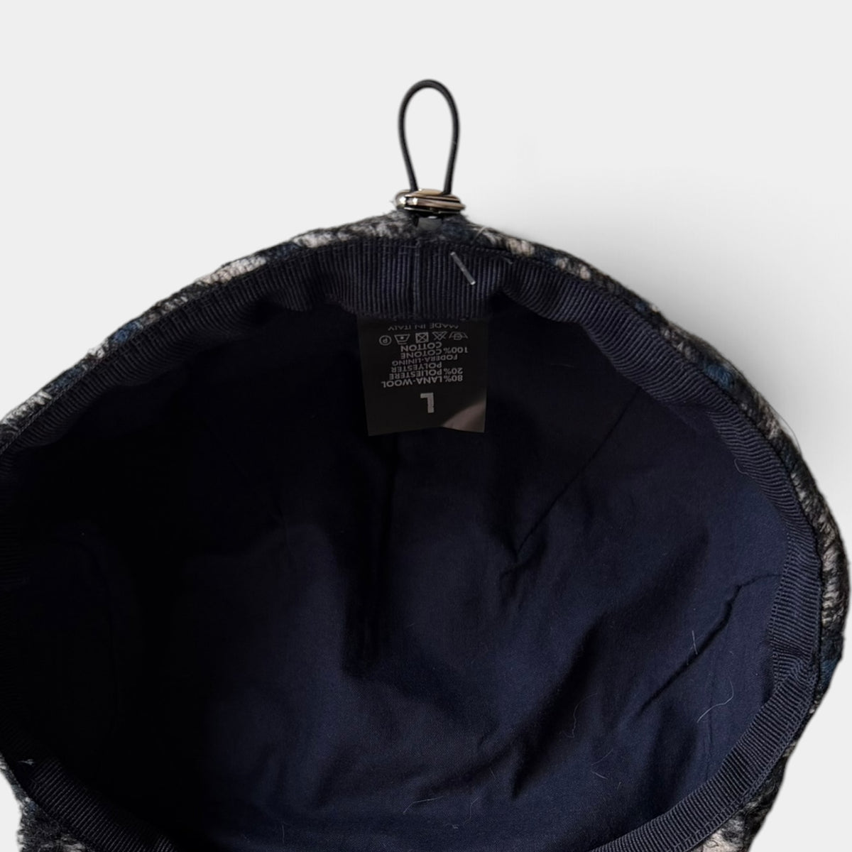 Coppola Invernale Pieghevole In Lana Motivo Check Blu e Nero Taglia Regolabile