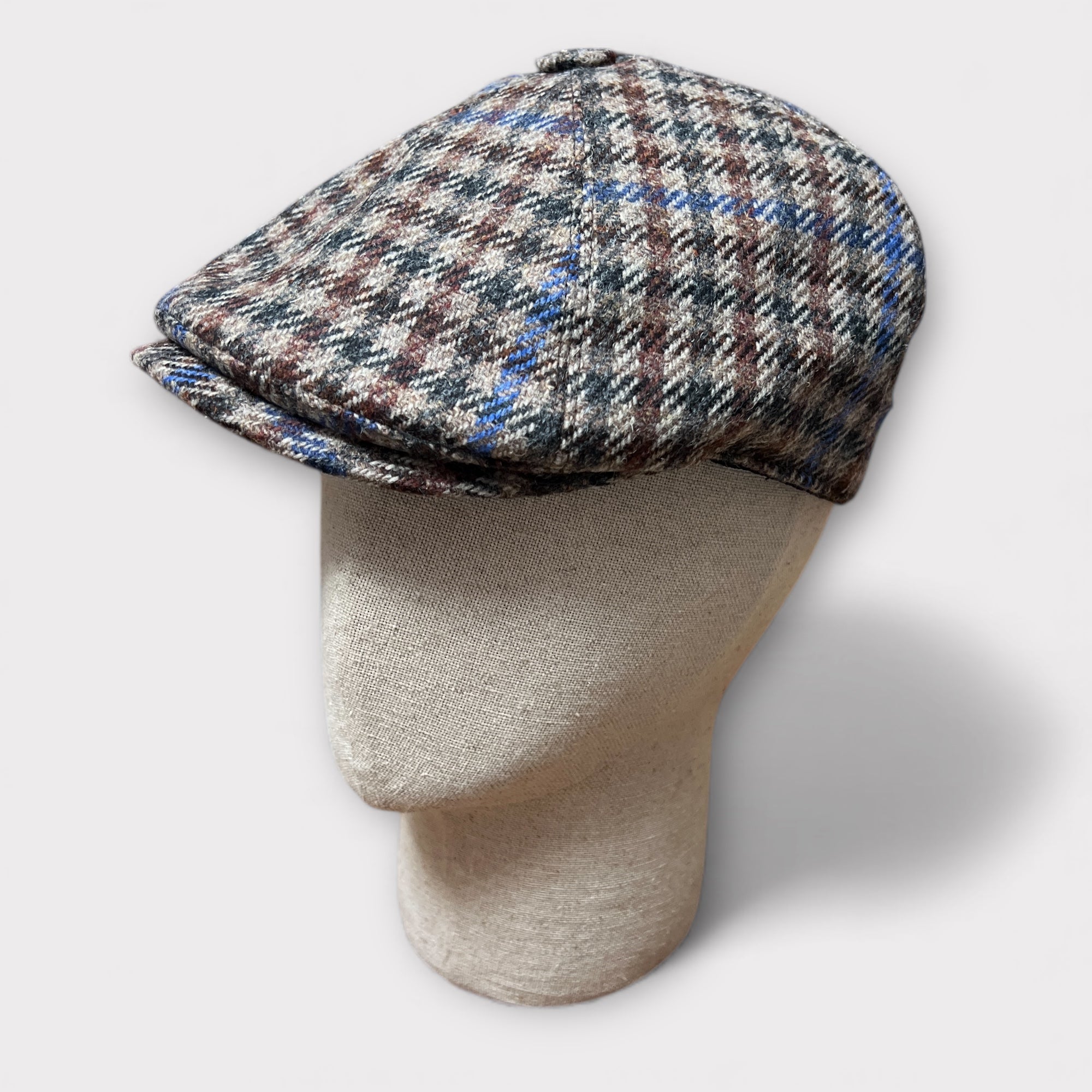 Coppola In Pura Lana 6 Spicchi Con Paraorecchie