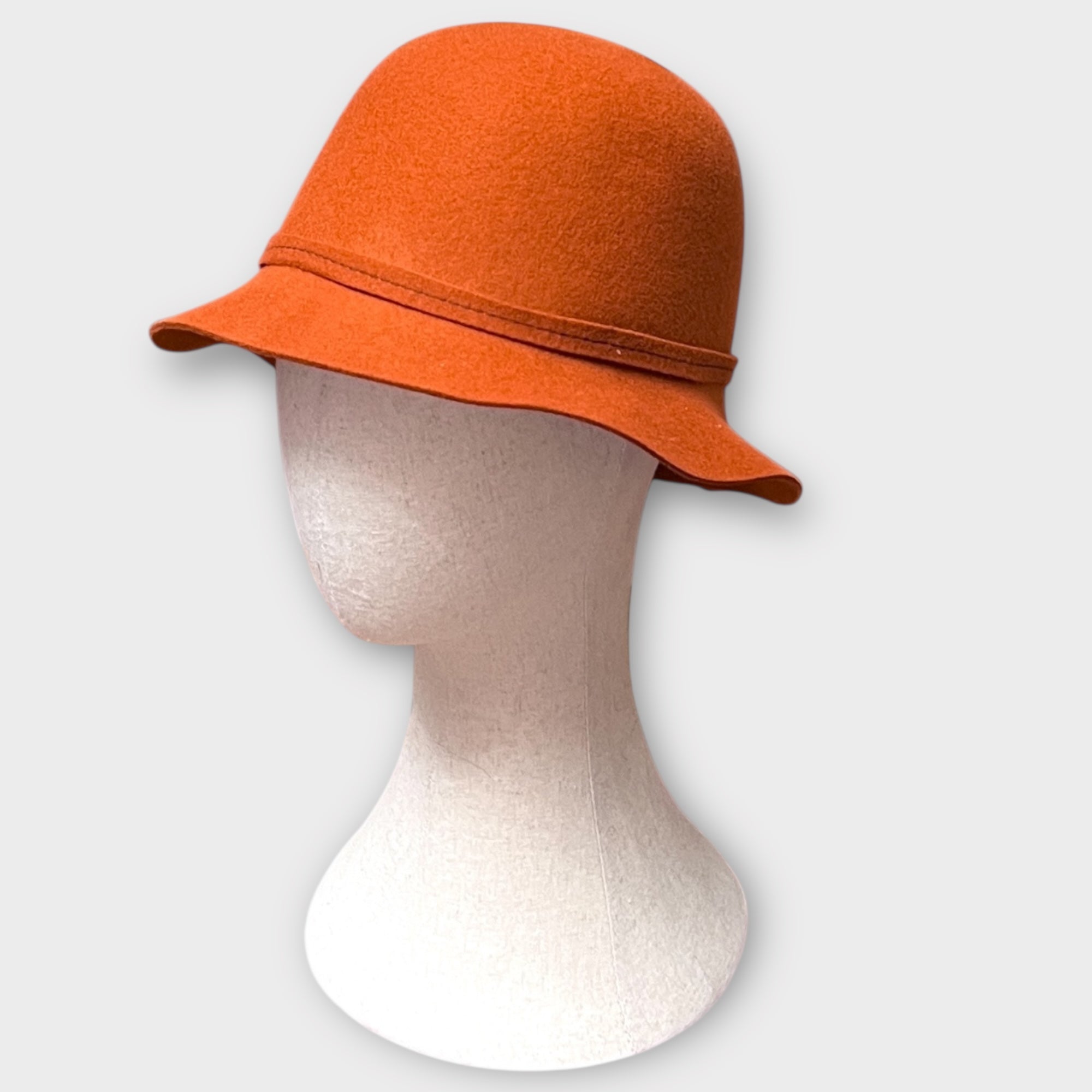 Cappello Cloche Donna In Feltro Di Lana