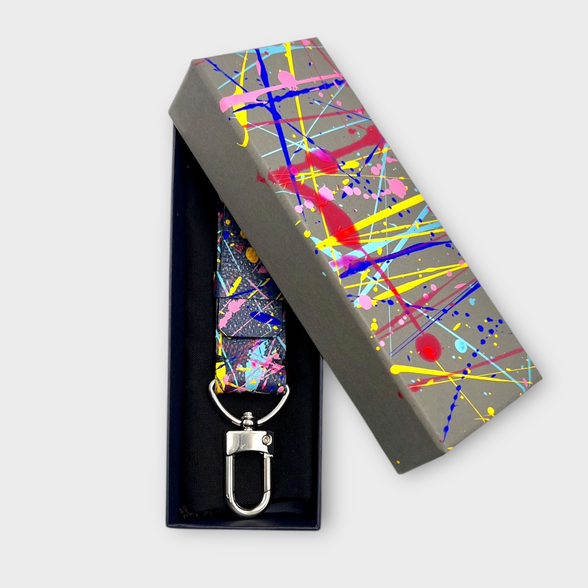 Portachiavi In Pelle Dipinta A Mano