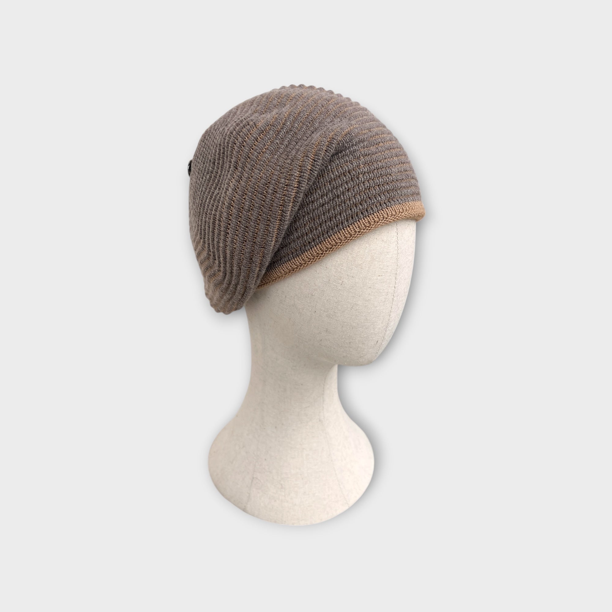 Basco Donna In Maglia Di Lana Con Motivo Rigato