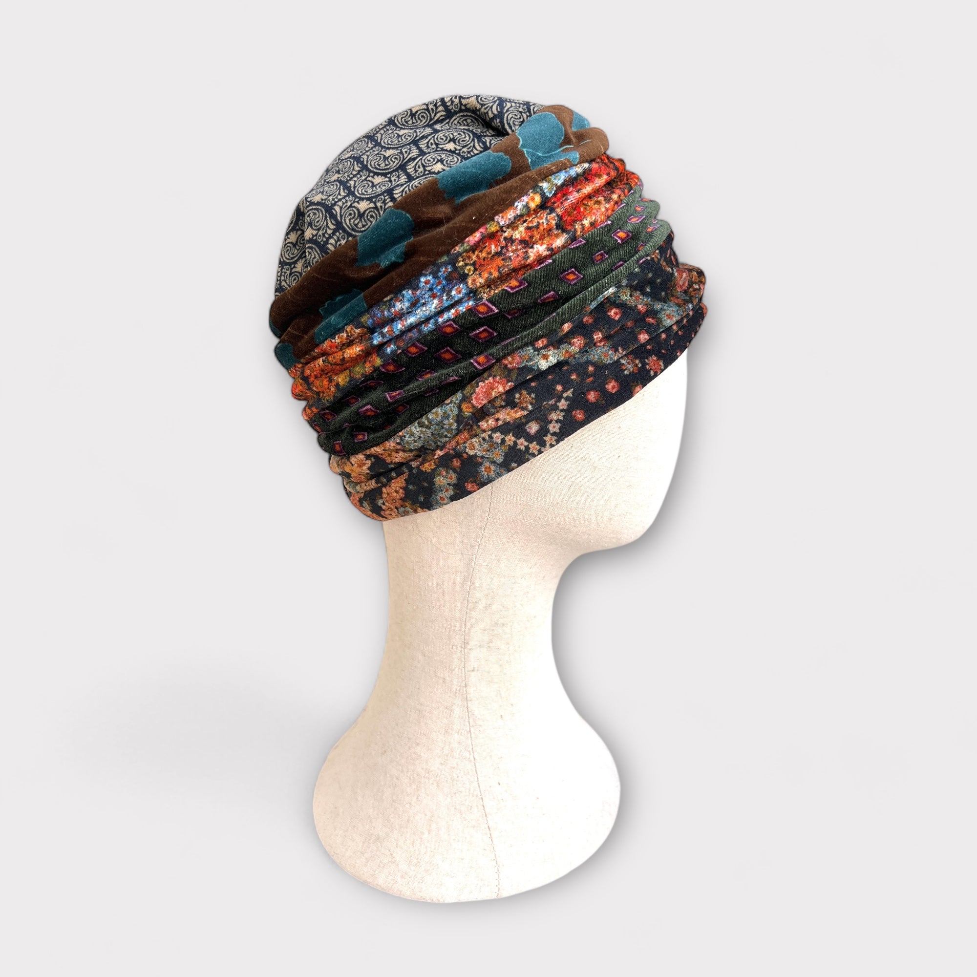 Cappello Toque Donna Invernale In Velluto Patchwork Grevi