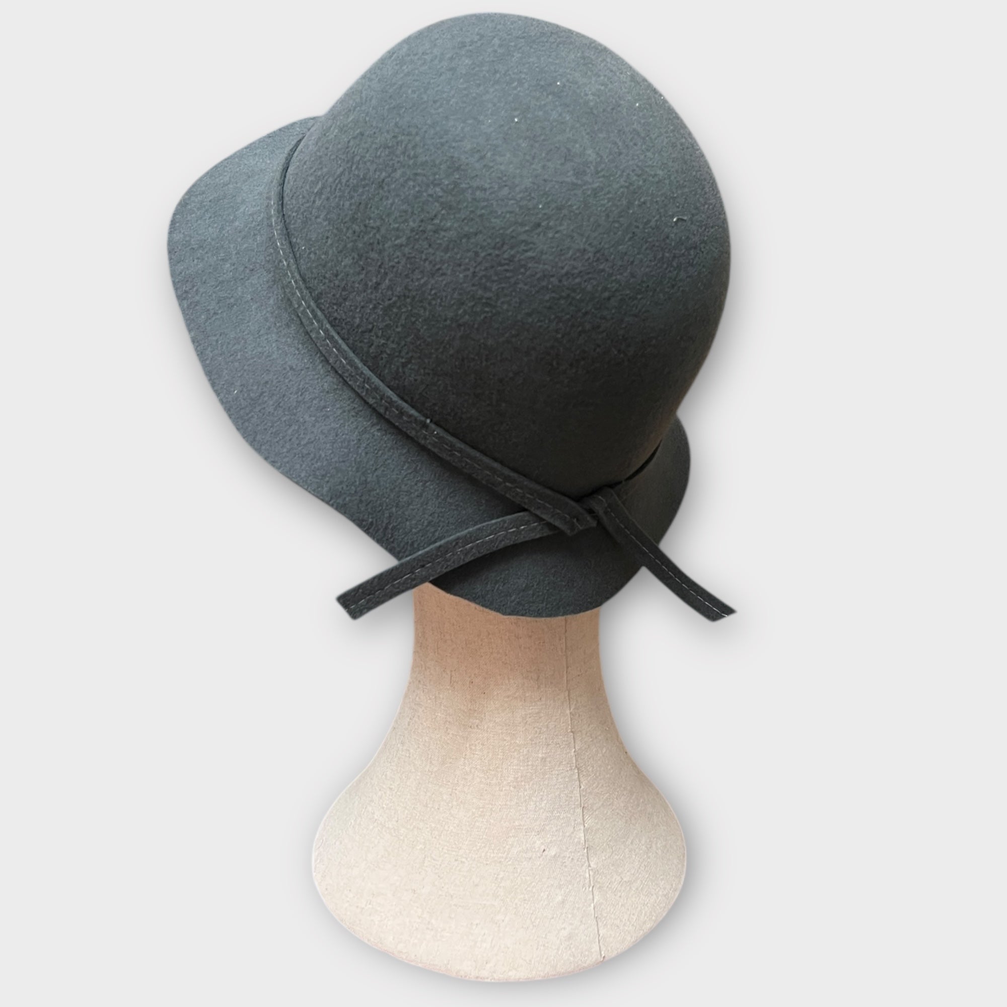 Cappello Cloche Donna In Feltro Di Lana