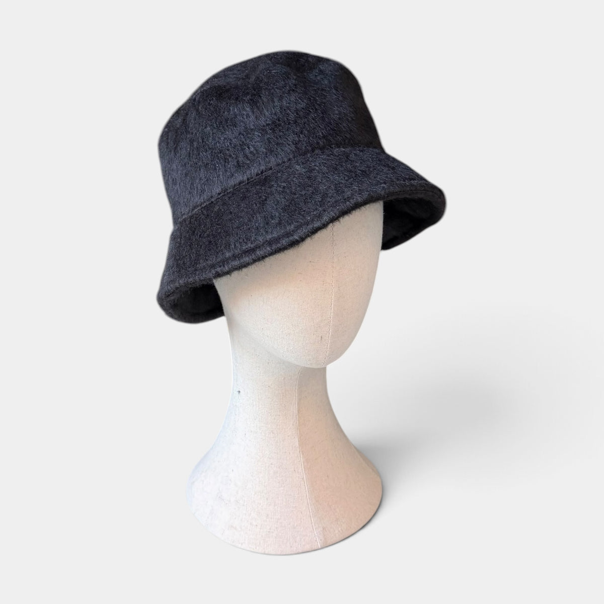 Cappello Bucket Donna In Tessuto Morbido Effetto Pelliccia