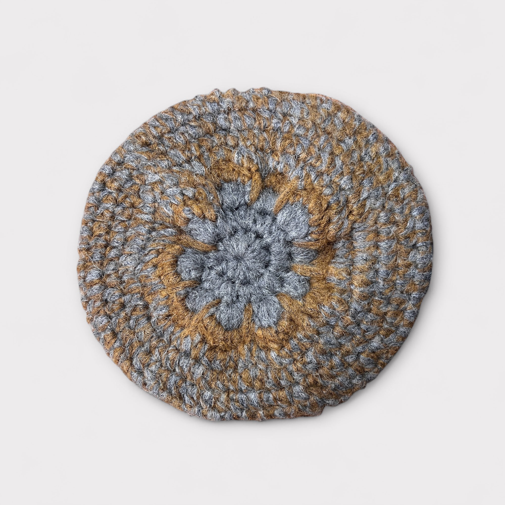 Basco In Maglia Di Lana Handmade Bicolore