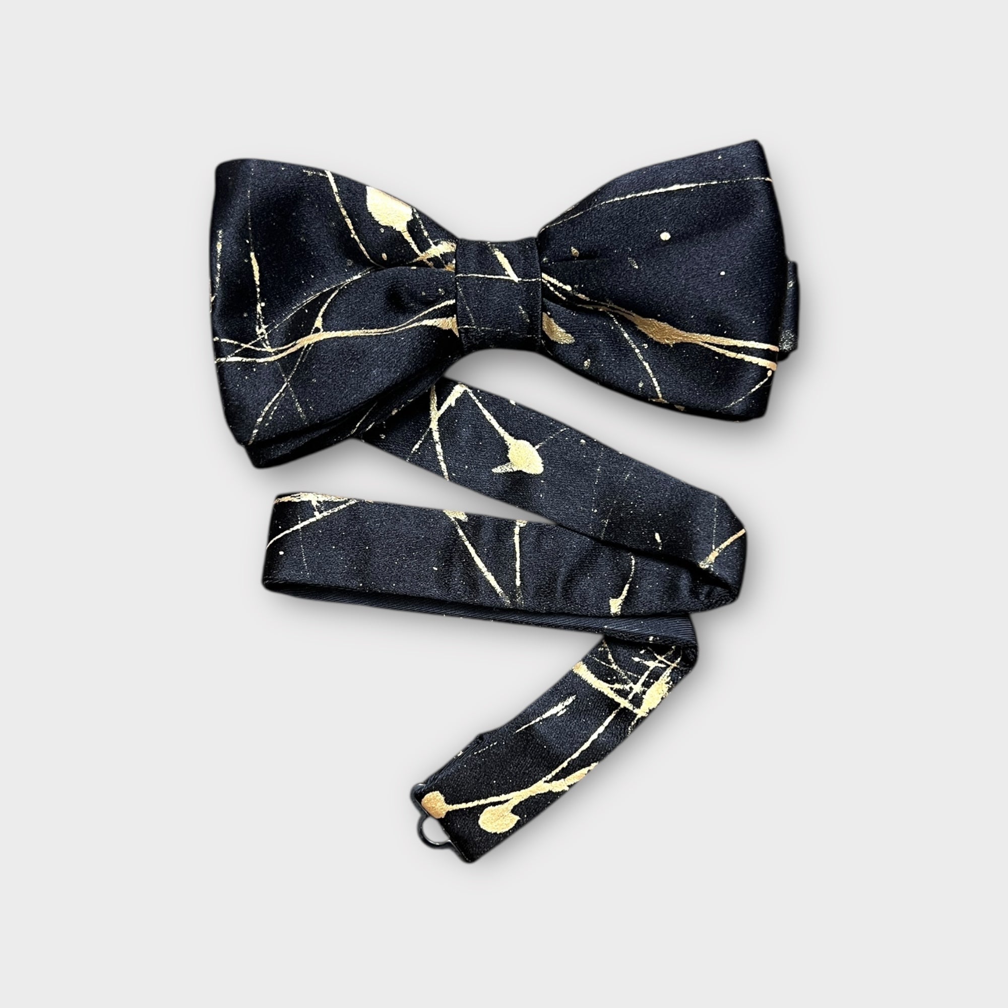 Papillon In Seta Dipinta A  Mano Mamiki