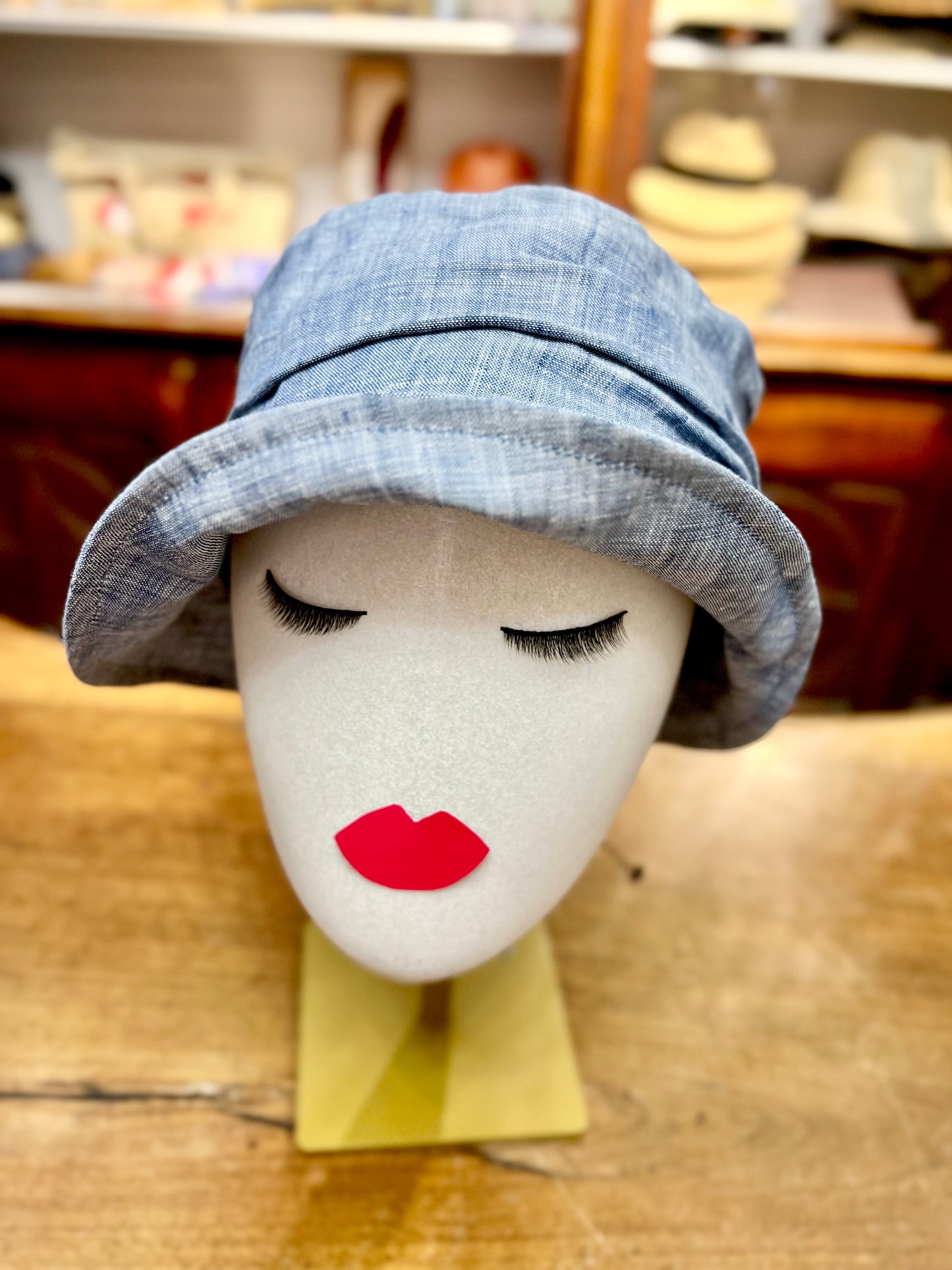 Cappello Cloche Da Donna In Lino Color Jeans