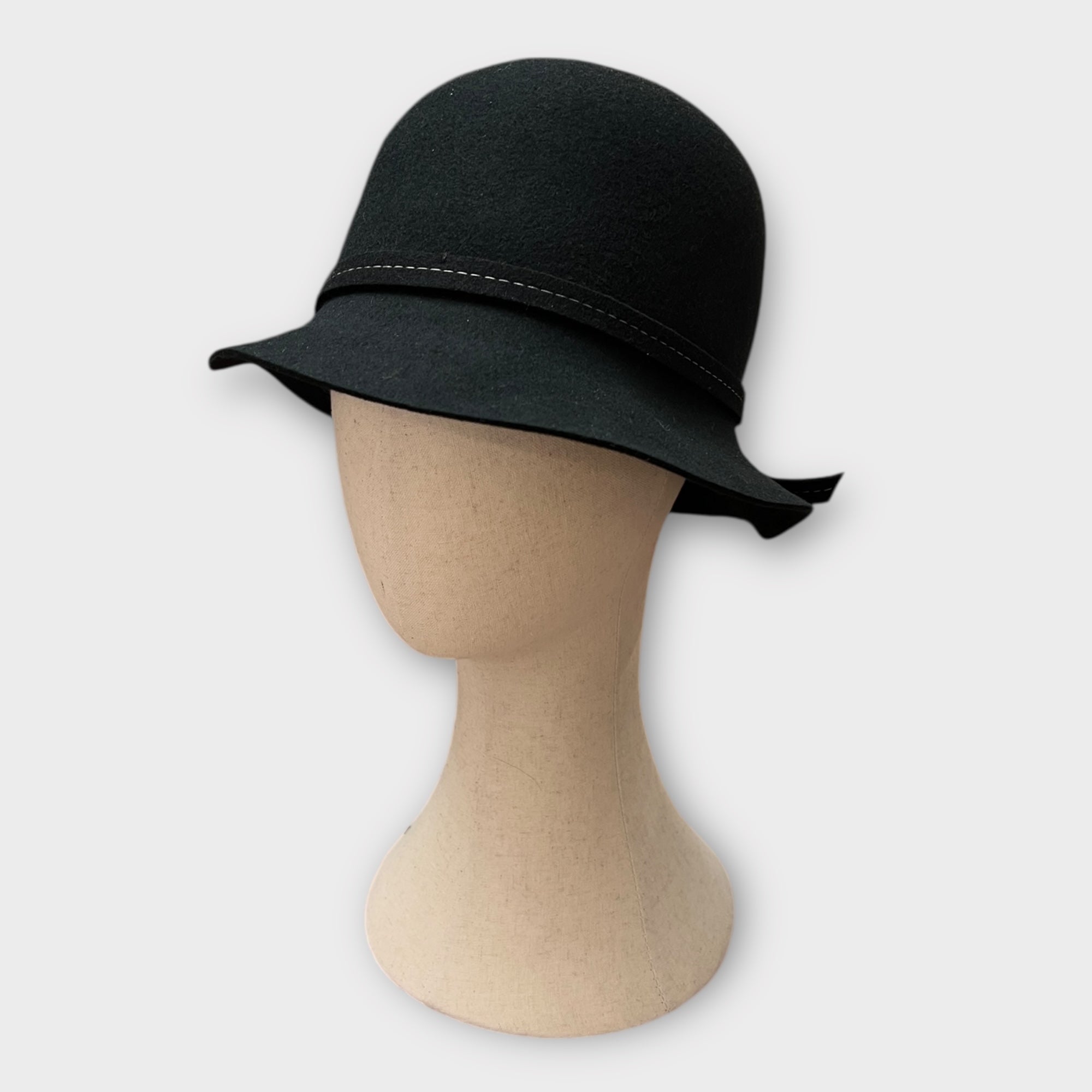 Cappello Cloche Donna In Feltro Di Lana