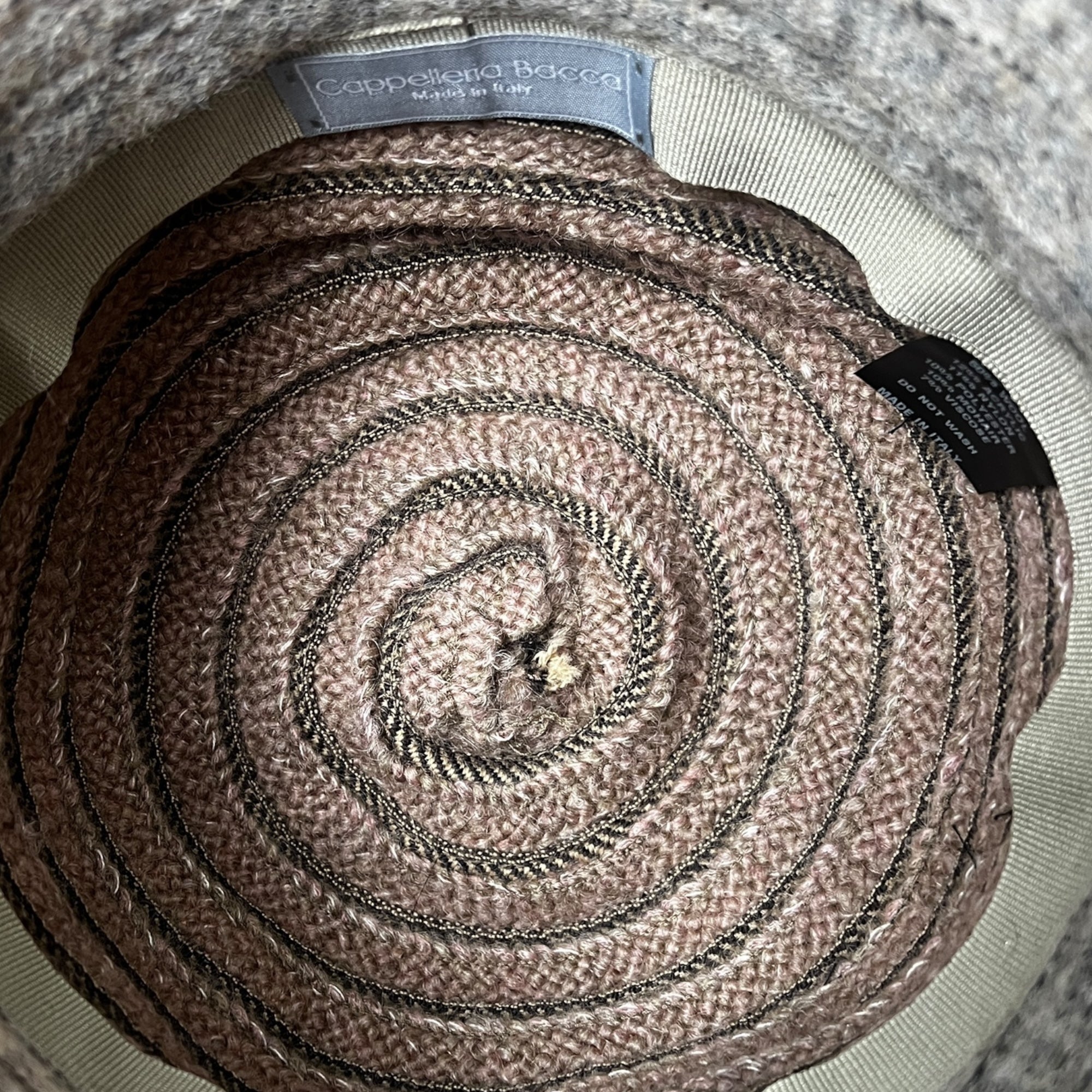 Cappello Donna In Tessuto Patchwork Di Lana