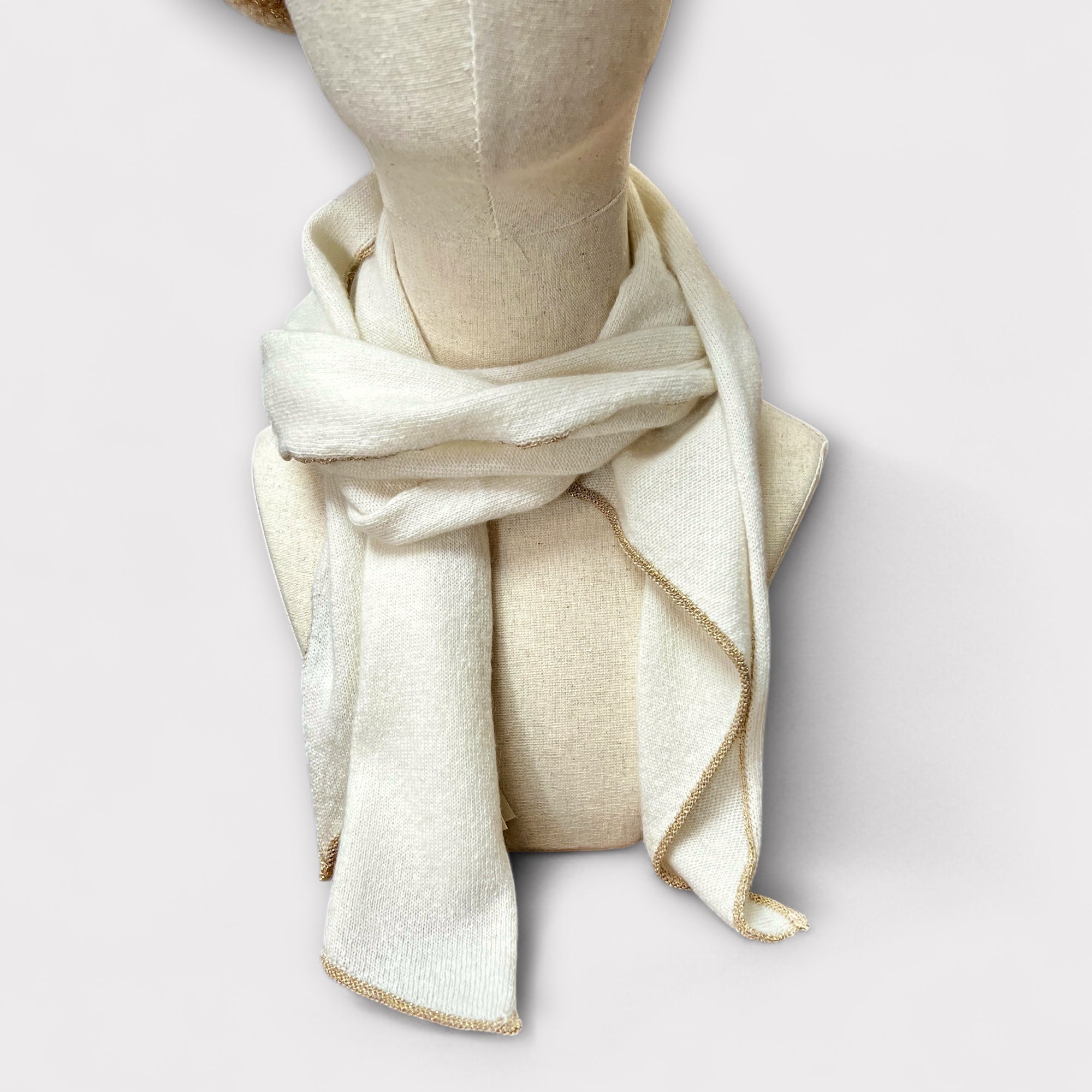 Sciarpa Piccola Donna In Lana e Cashmere 140 X 25 CM