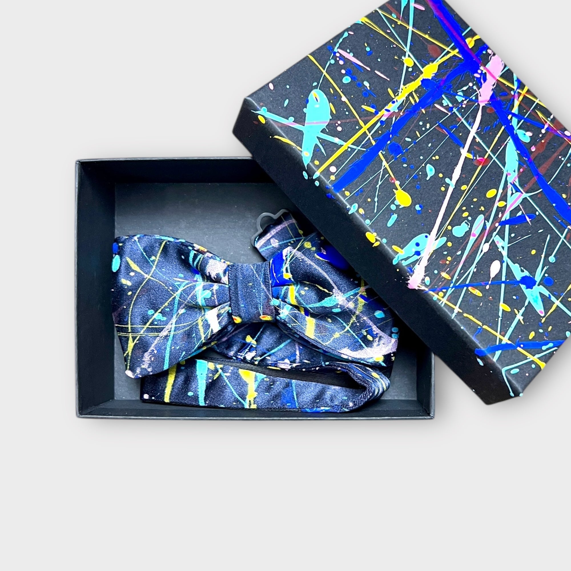 Papillon In Seta Dipinta A  Mano Mamiki