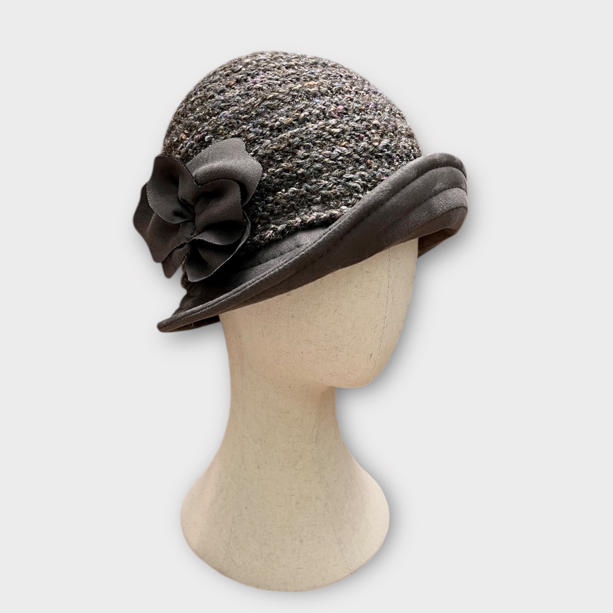 Cappello Cloche Invernale Con Fiore Pieghevole
