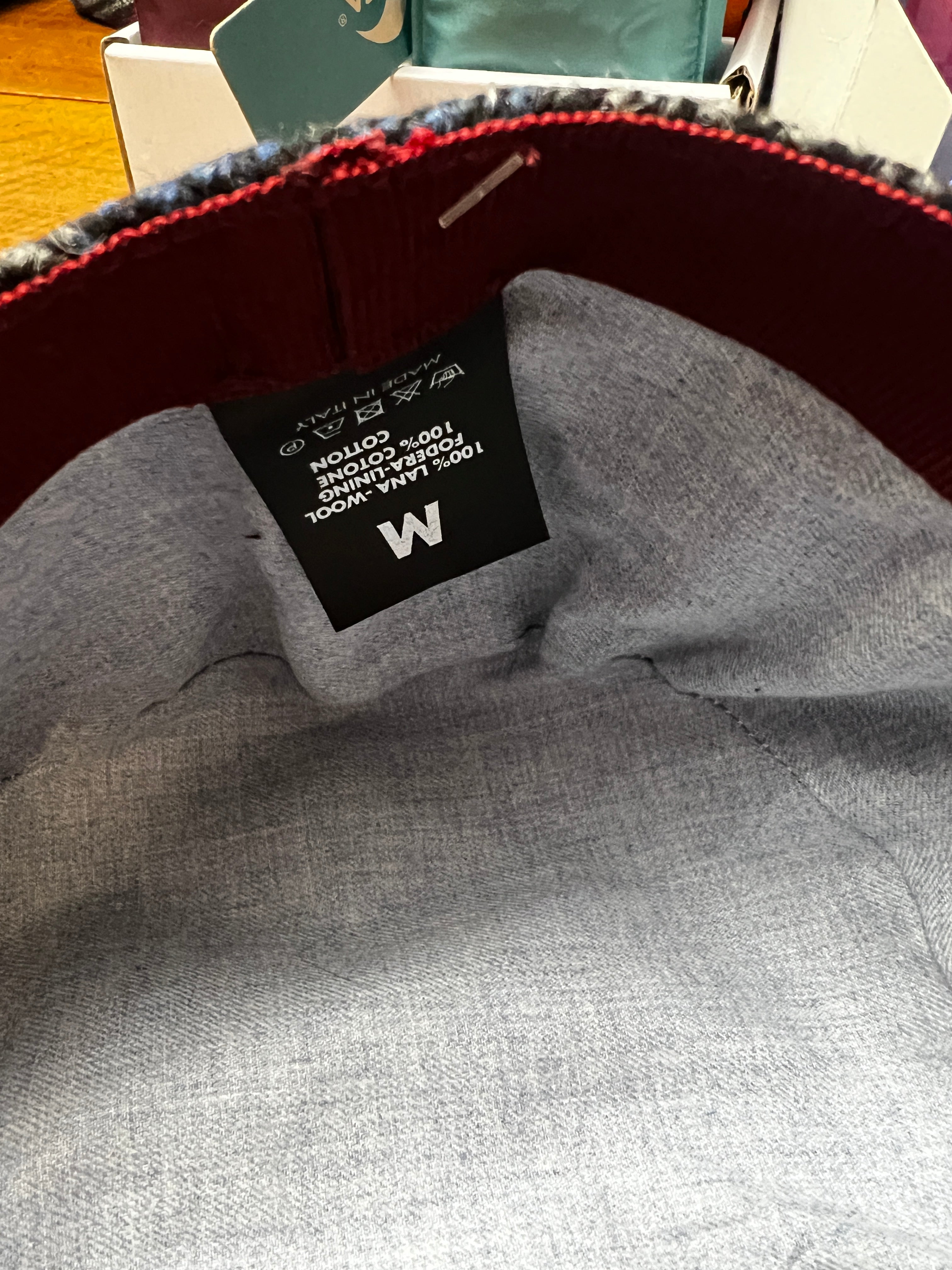 Coppola Invernale Pura Lana Blu E Ruggine