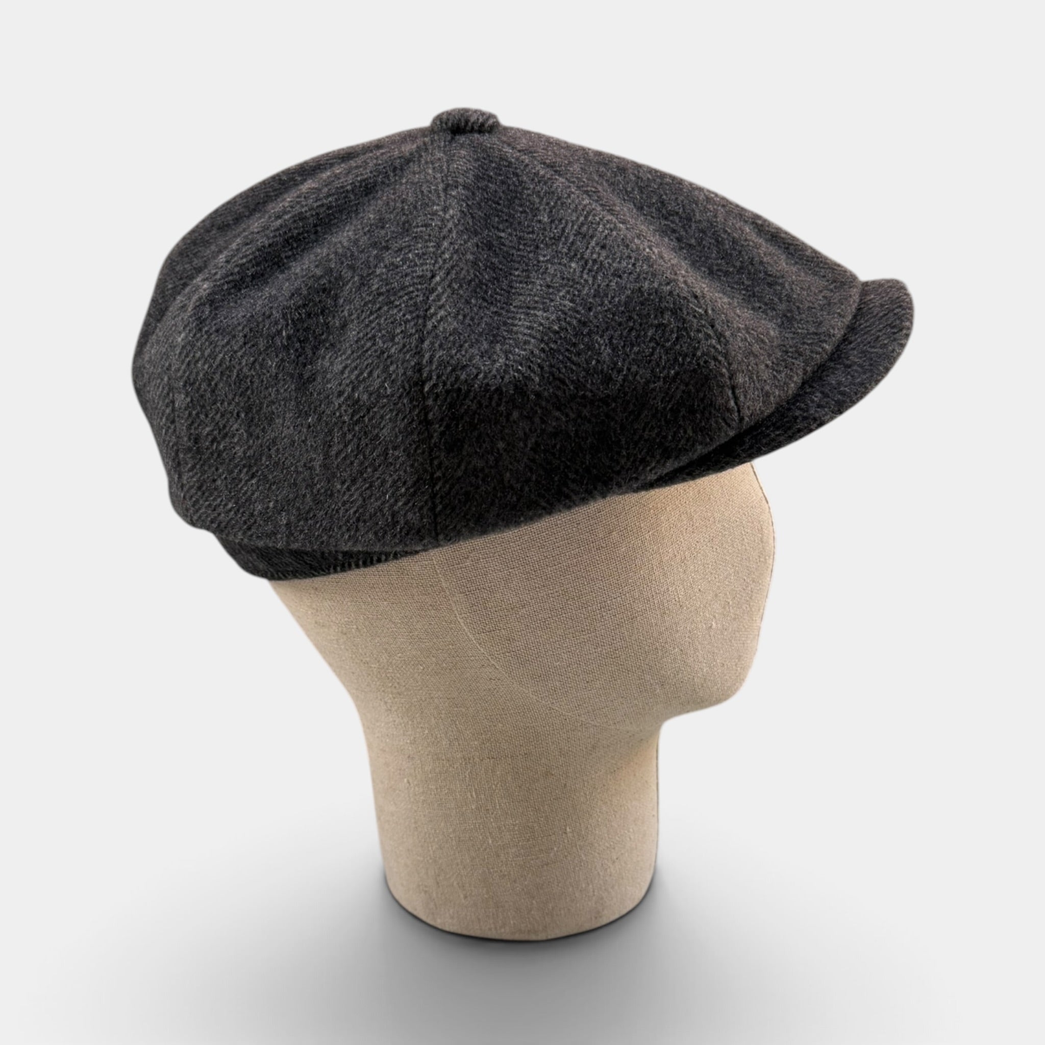 Coppola Irlandese In Tessuto 100% Cashmere Spinato Grigio -Alfonso D'Este