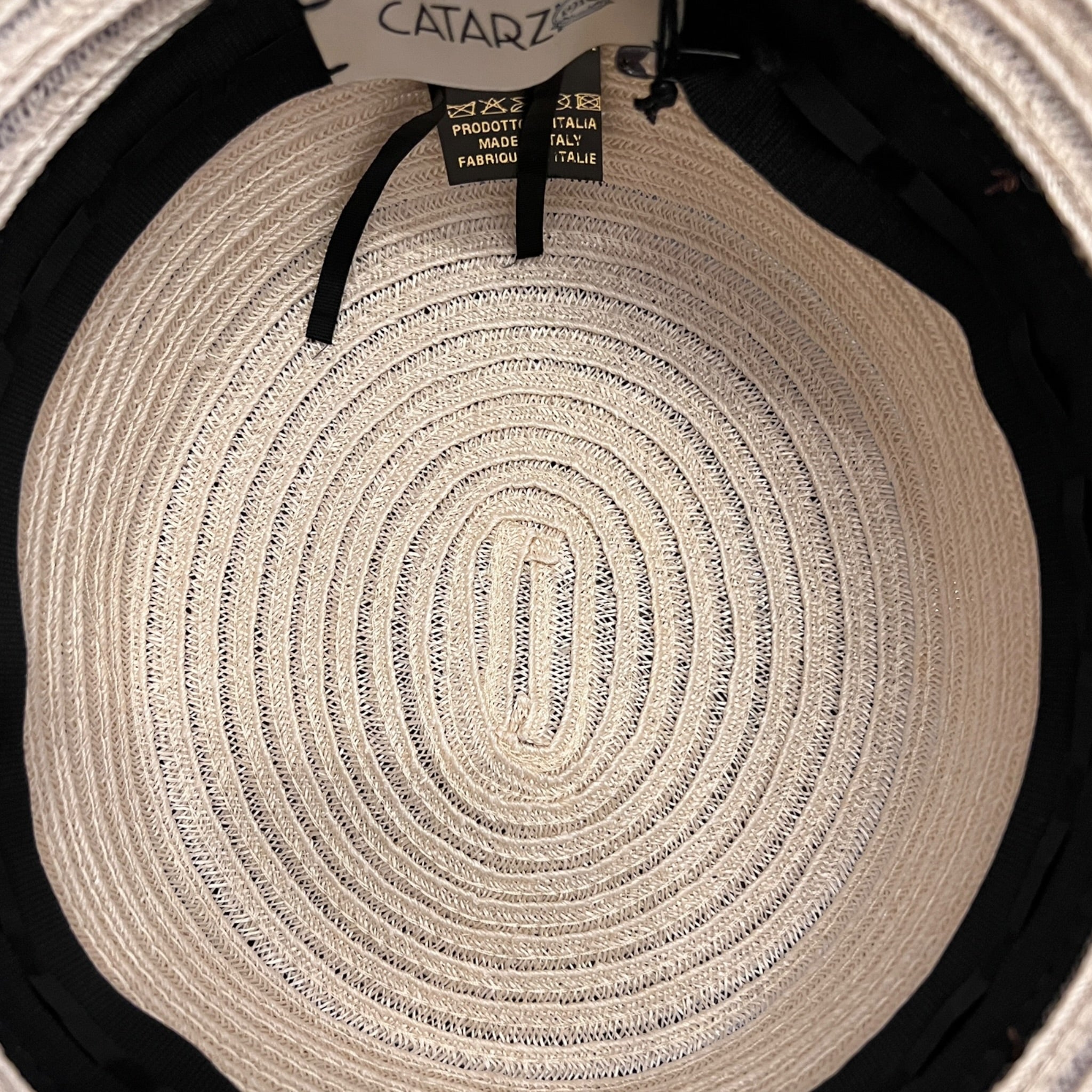 Cappello Bucket in Paglia Abaca Intrecciata Pieghevole - Cappelleria Bacca