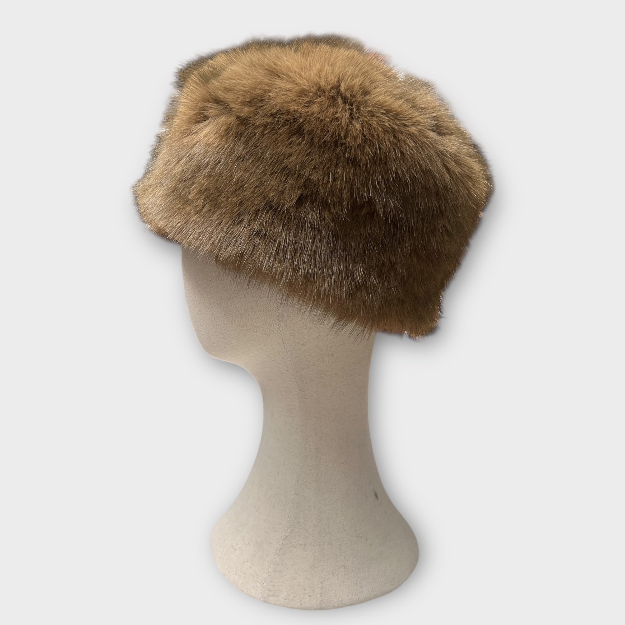 Colbacco In Eco Pelliccia Con Fodera In Pile