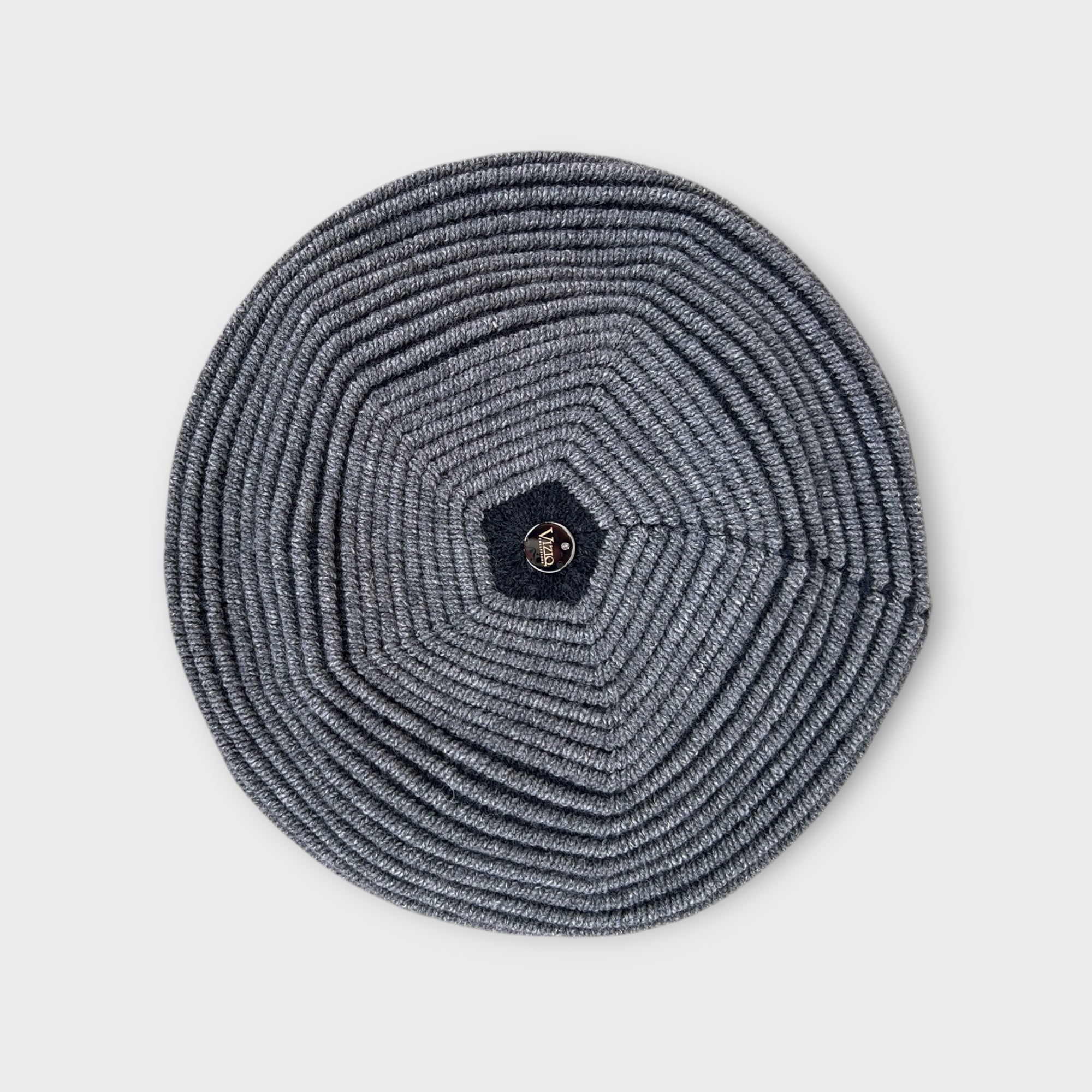 Basco Donna In Maglia Di Lana Con Motivo Rigato