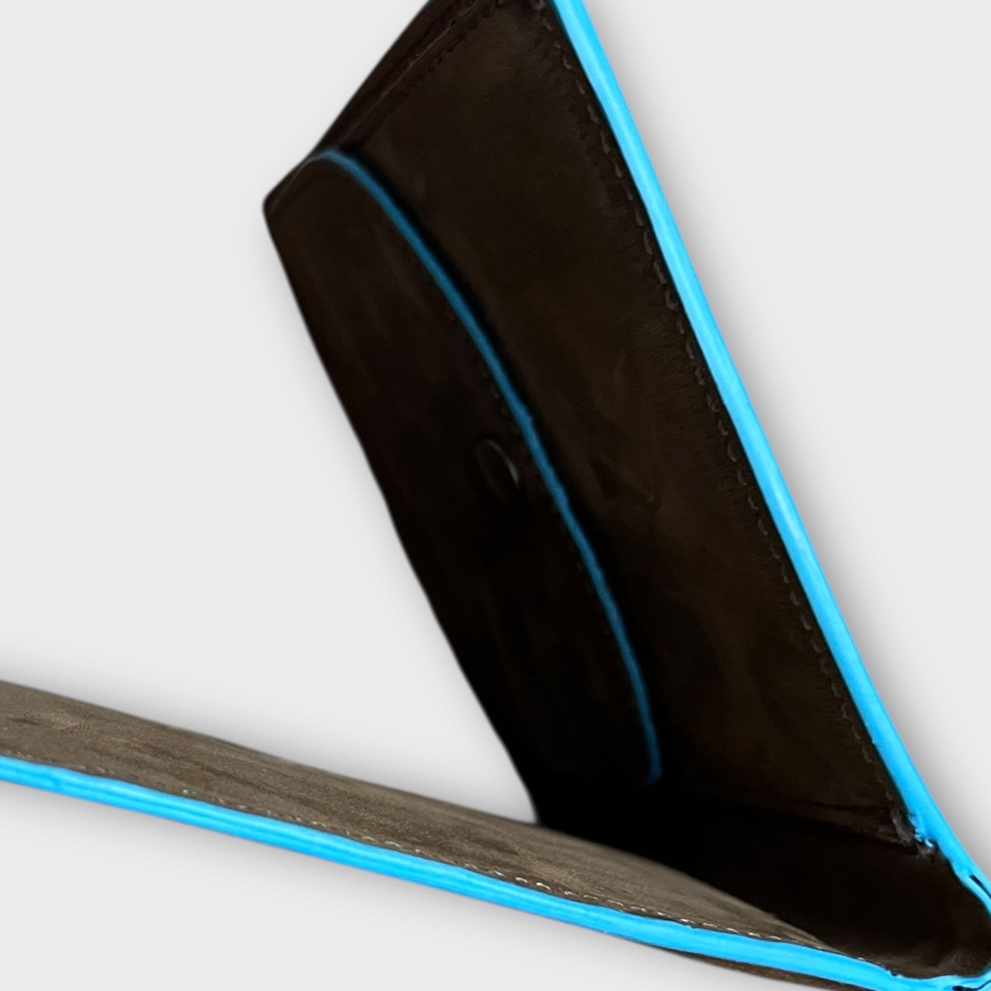 Portafoglio In Pelle Nabuk