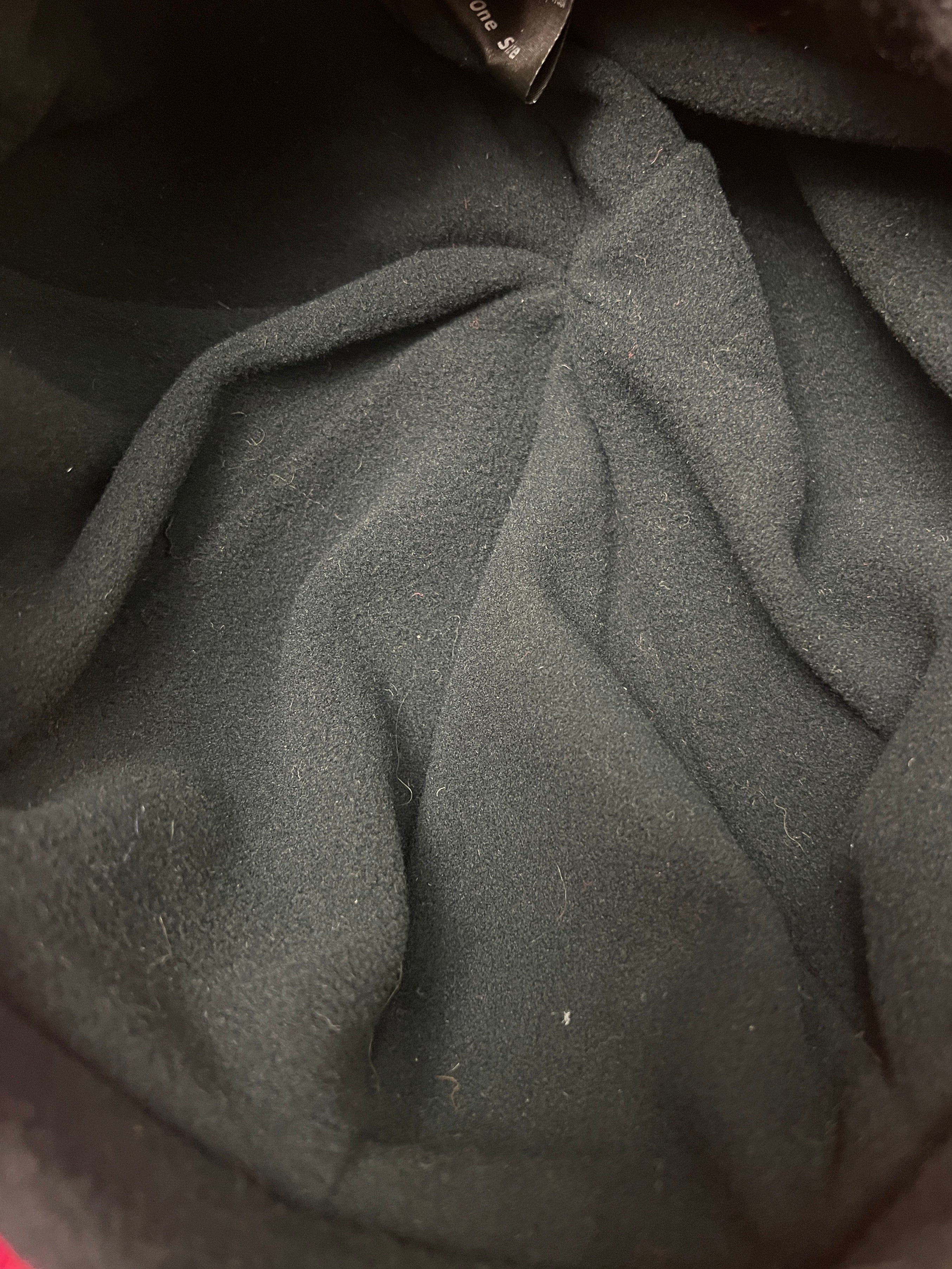 Colbacco In Eco Pelliccia Con Fodera In Pile