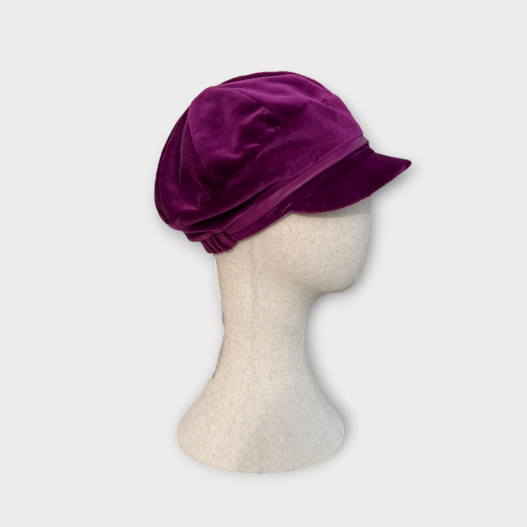 Cappello Donna In Velluto Con Visiera