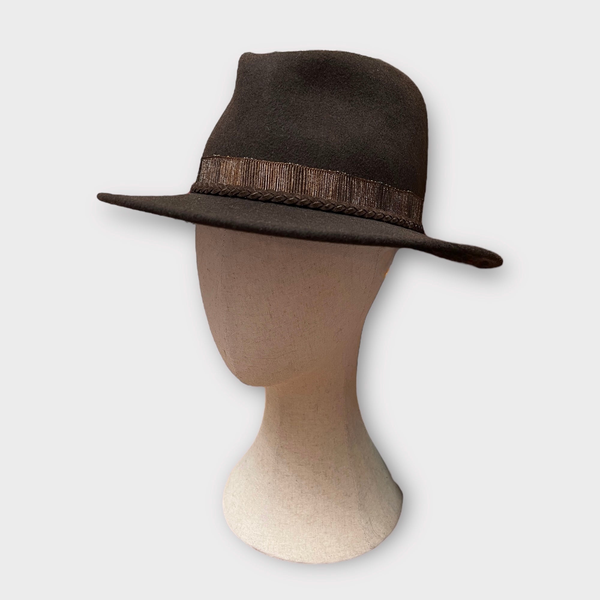 Cappello Unisex In Feltro Di Lana Alla Dritta