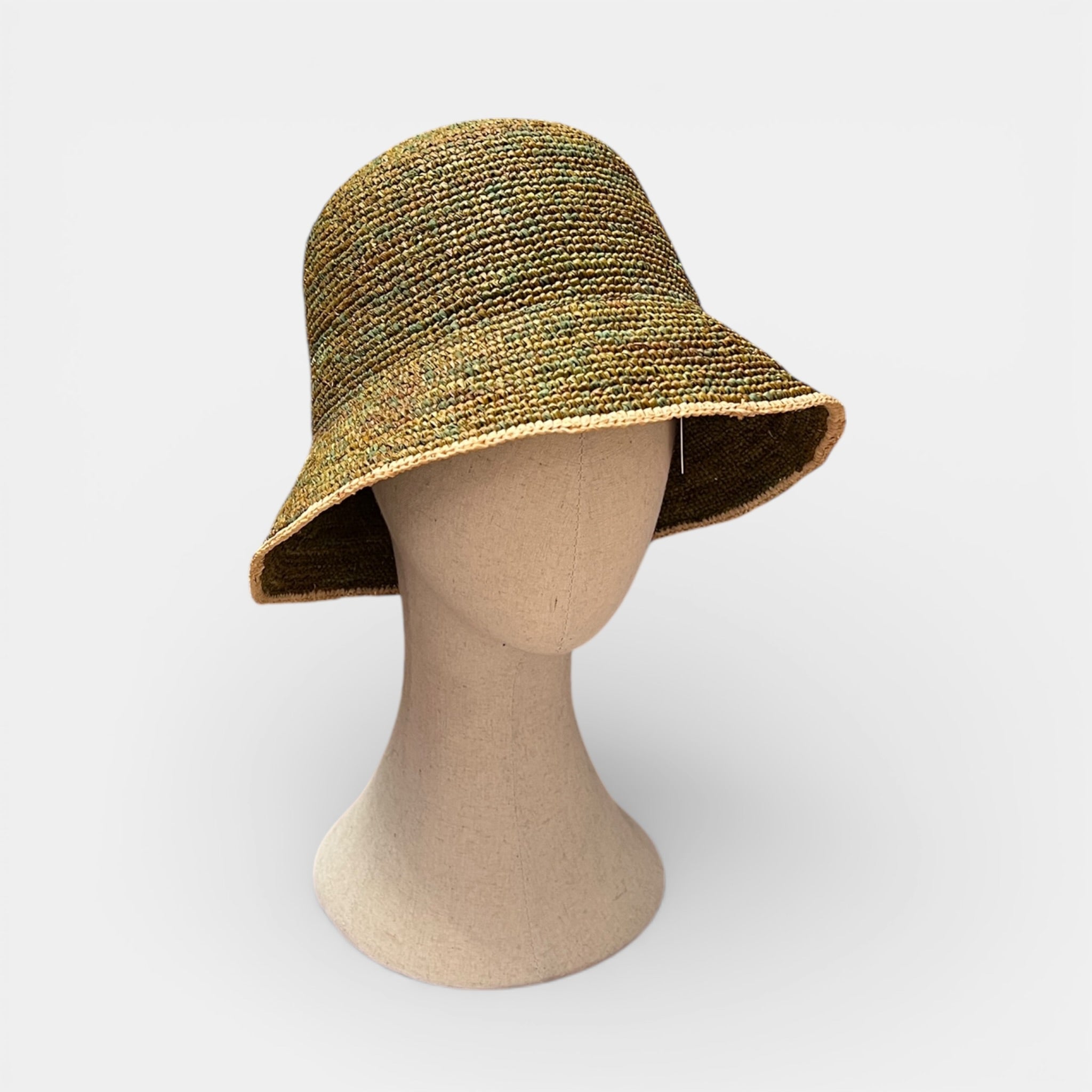Cappello Donna Cloche in Raffia Crochet Fatto a Mano - Cappelleria Bacca
