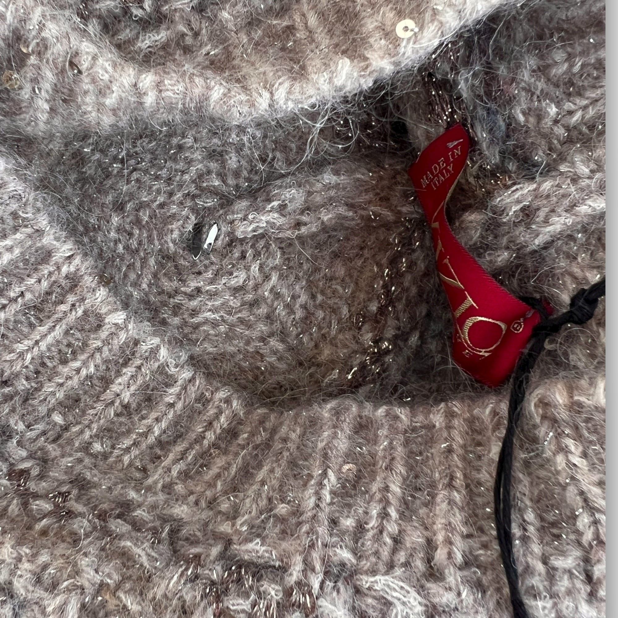 Basco In Maglia Di Mohair Con Lurex E Pailettes