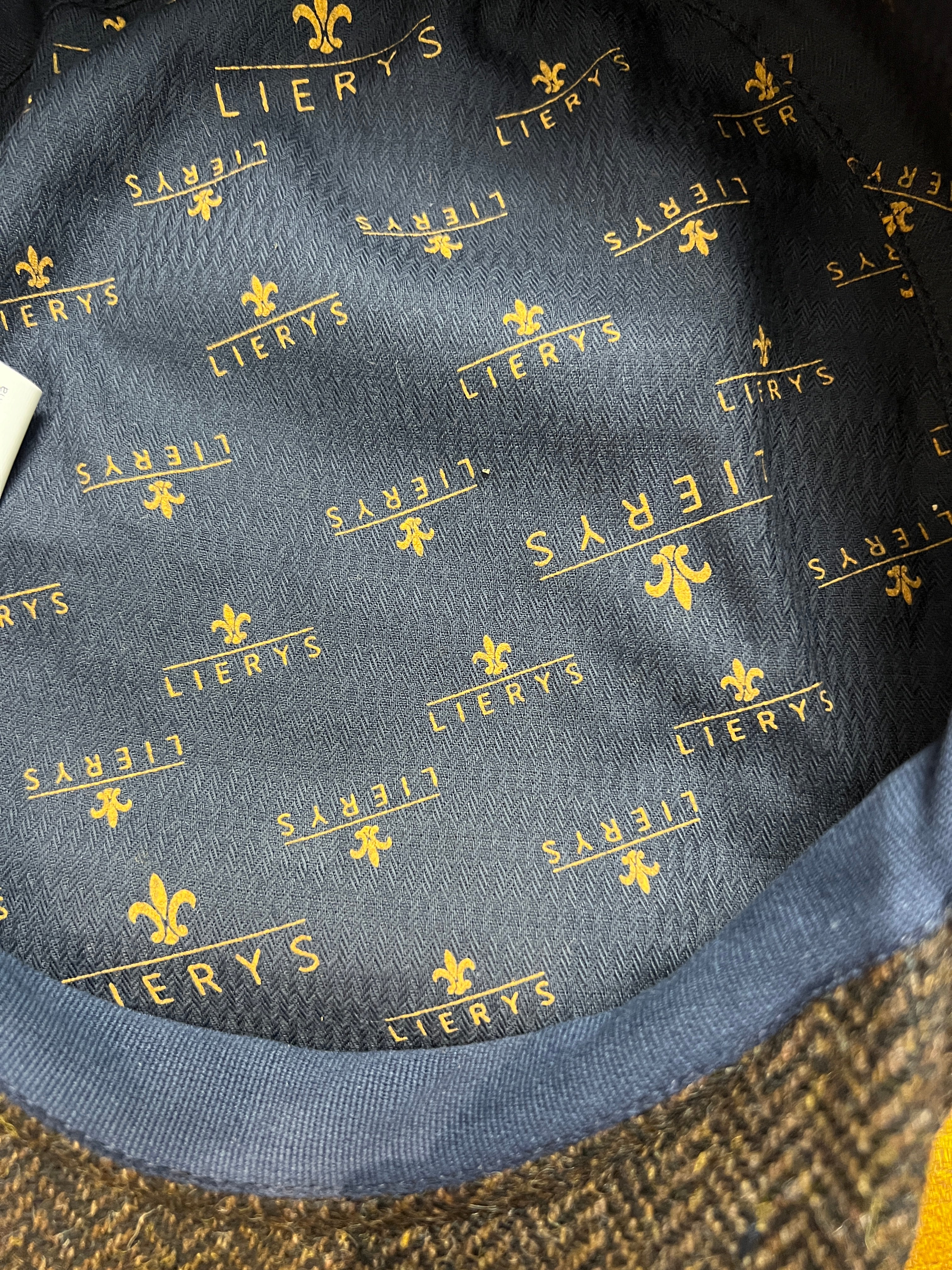 Coppola Driver Cap In Pura Lana Spinato Moro