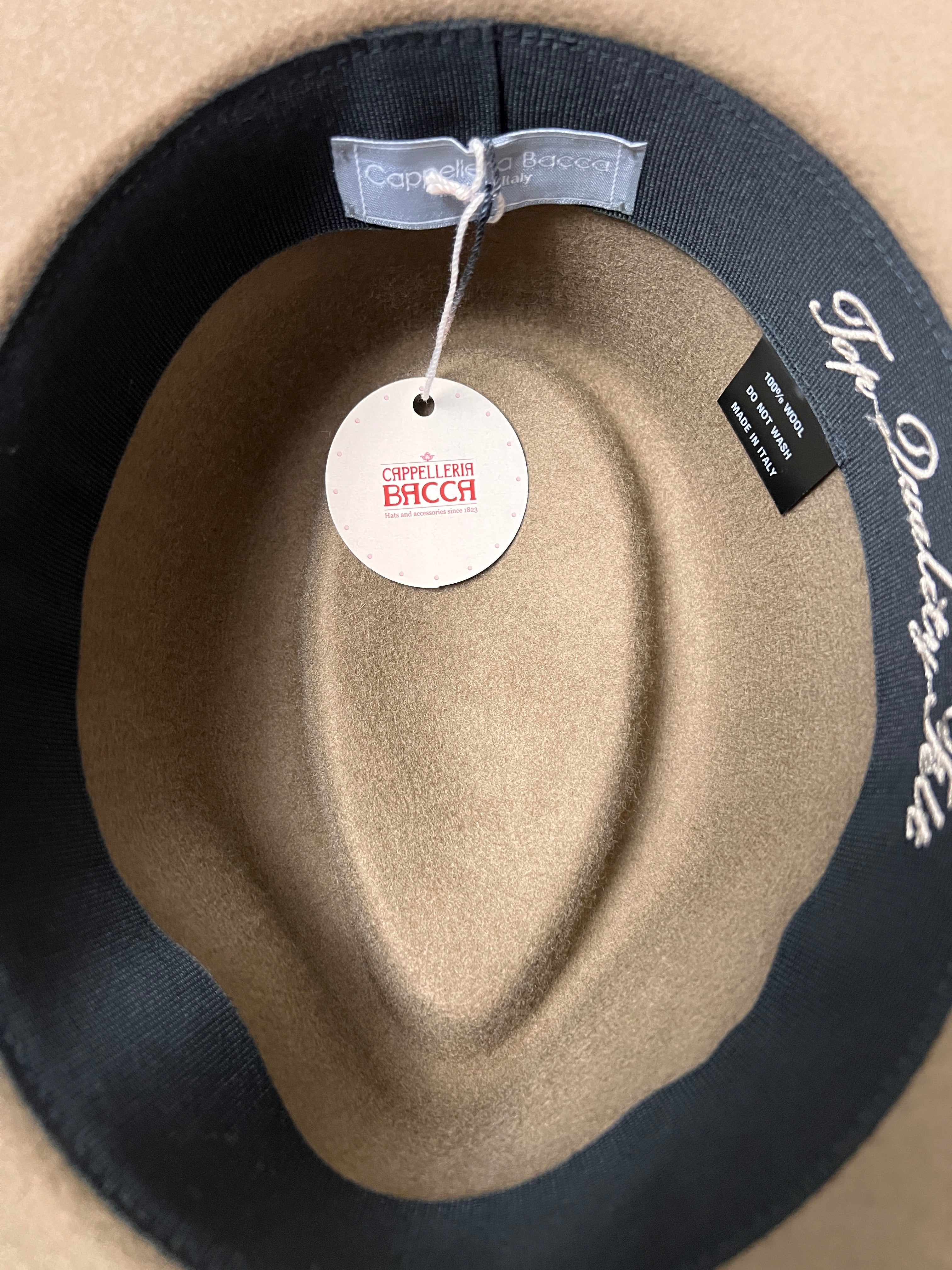 Cappello Unisex In Feltro Di Lana Ala Dritta