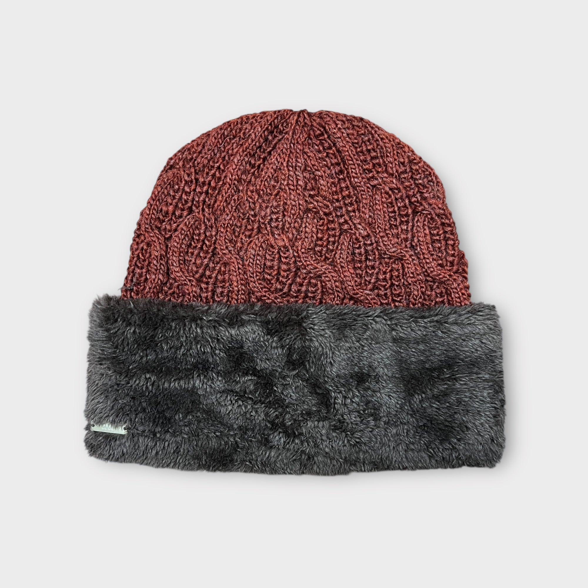 Berretto Donna Con Risvolto E Fodera In Eco Pelliccia