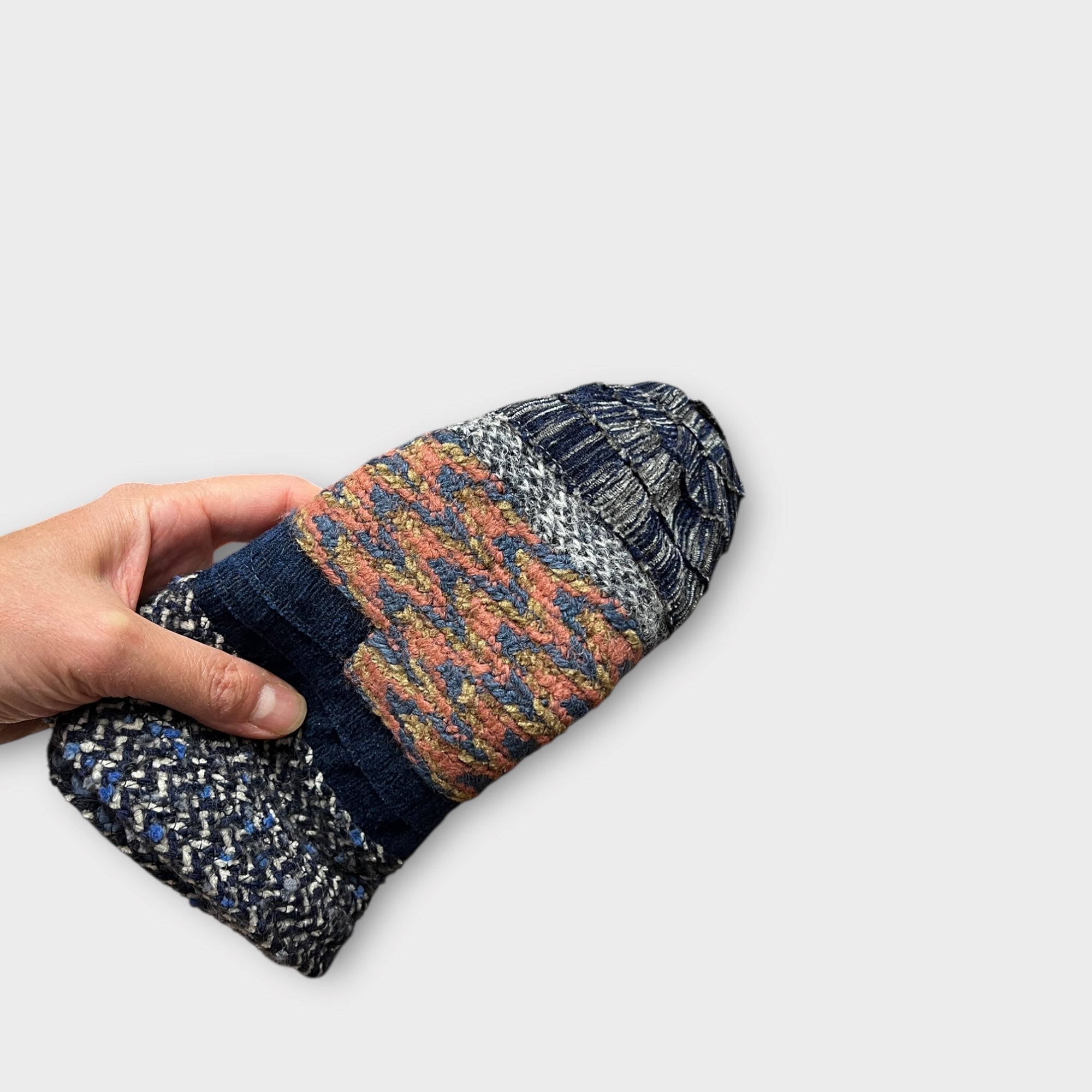 Cappello Donna In Tessuto Patchwork Di Lana E Velluto