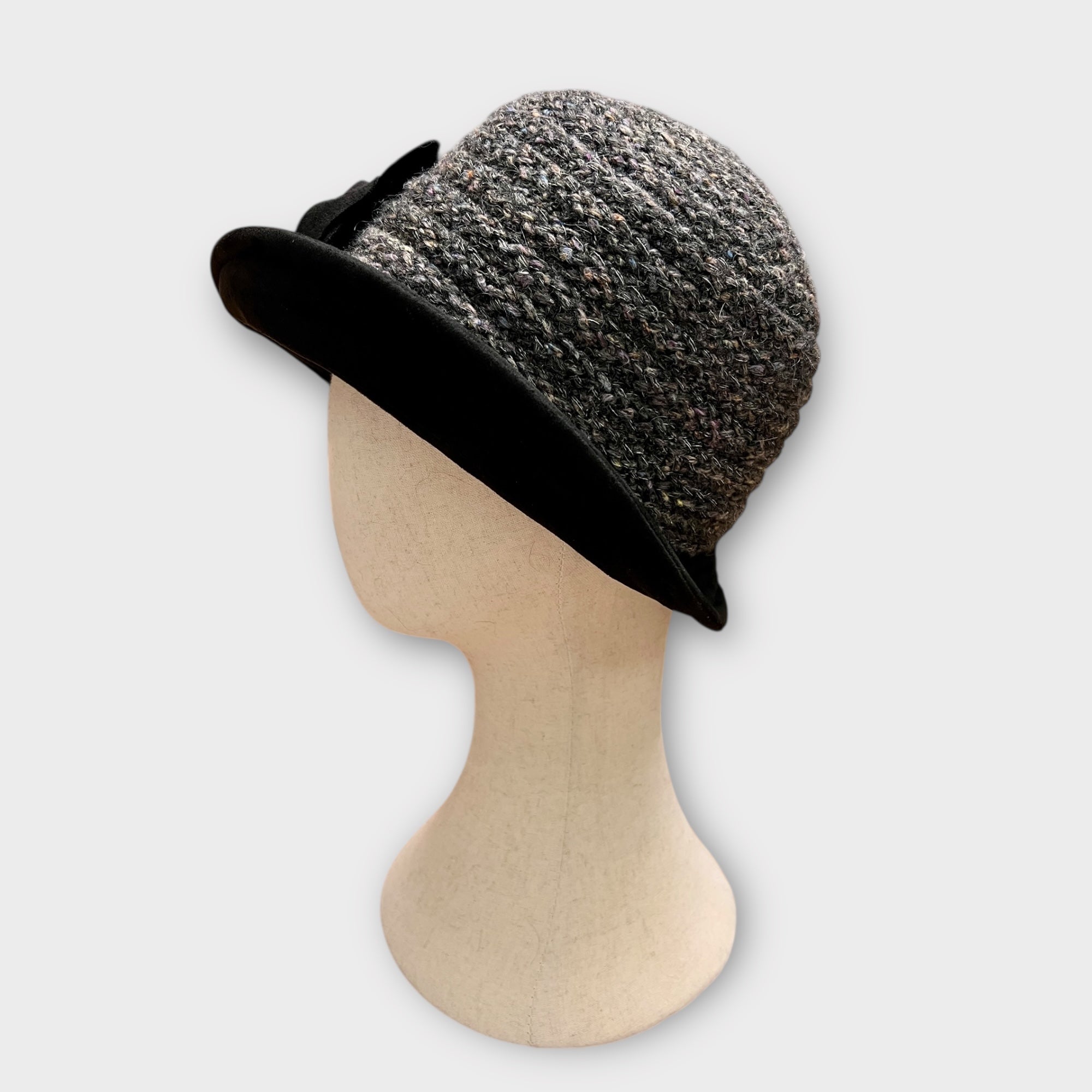 Cappello Cloche Invernale Con Fiore Pieghevole