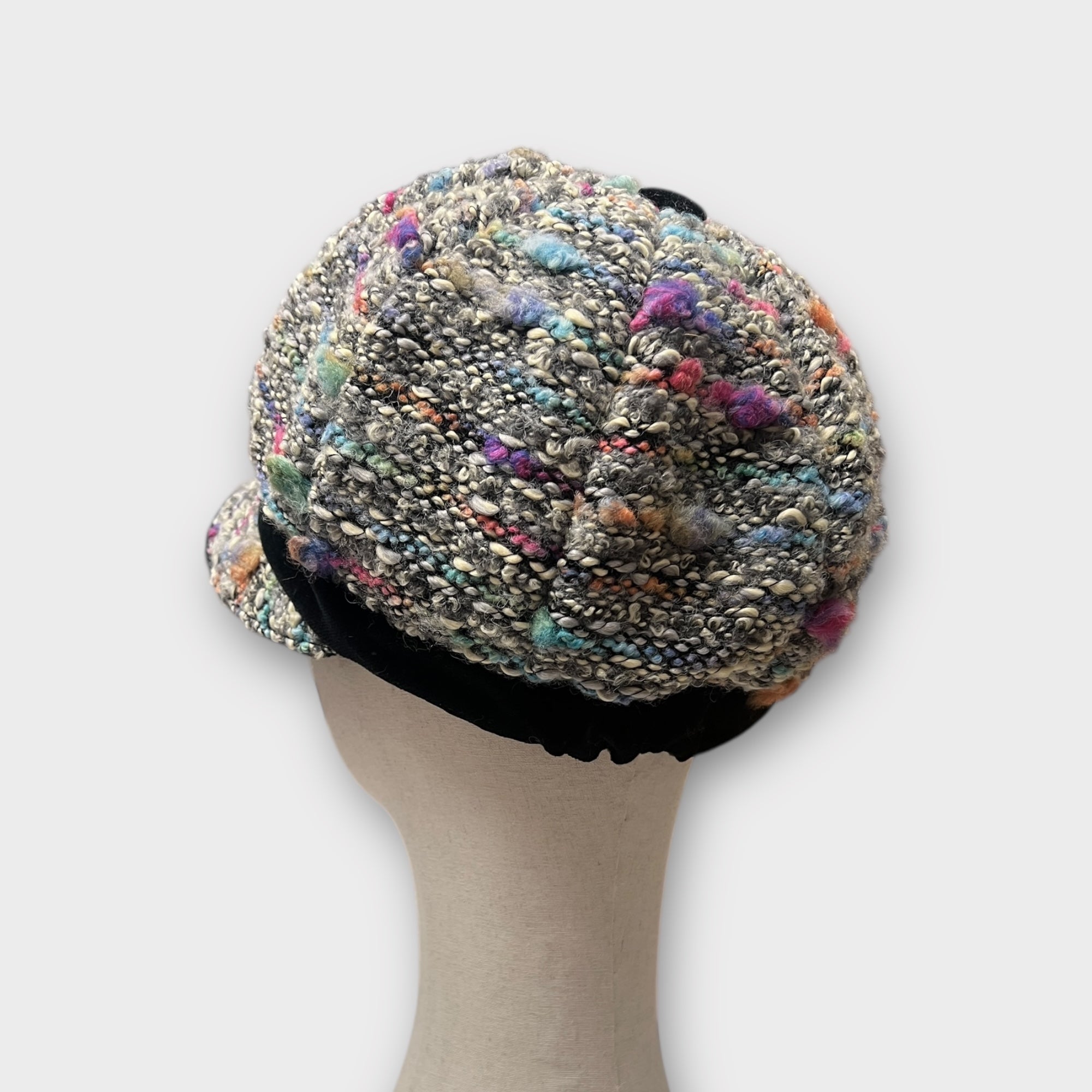 Berretto Donna In Lana Con Visiera In Tessuto Bouclé multicolor