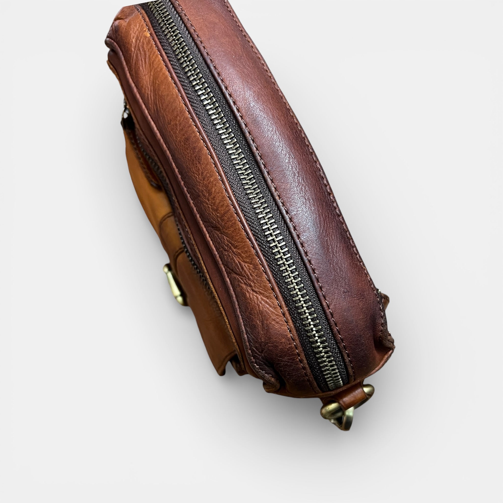 Borsa Uomo in Pelle color Cognac Avirex - Cappelleria Bacca