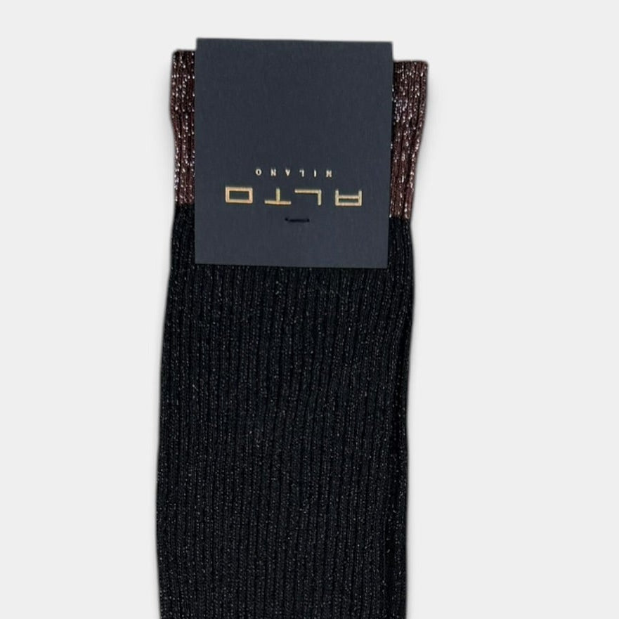 Dettaglio bordo lurex calzino nero Alto Milano