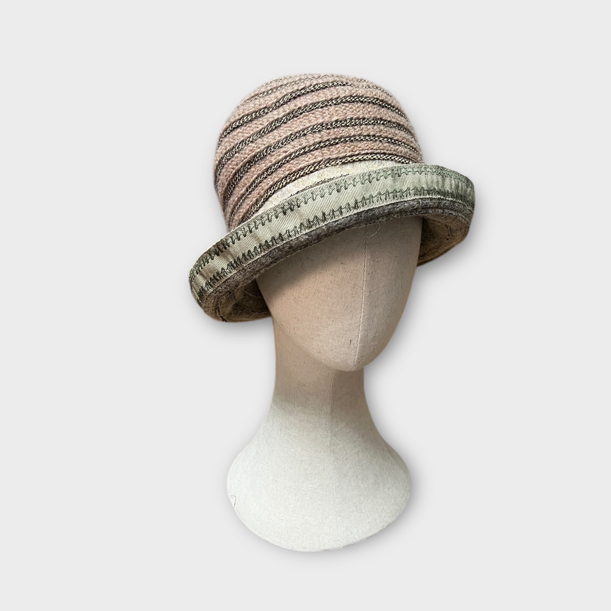 Cappello Donna In Tessuto Patchwork Di Lana