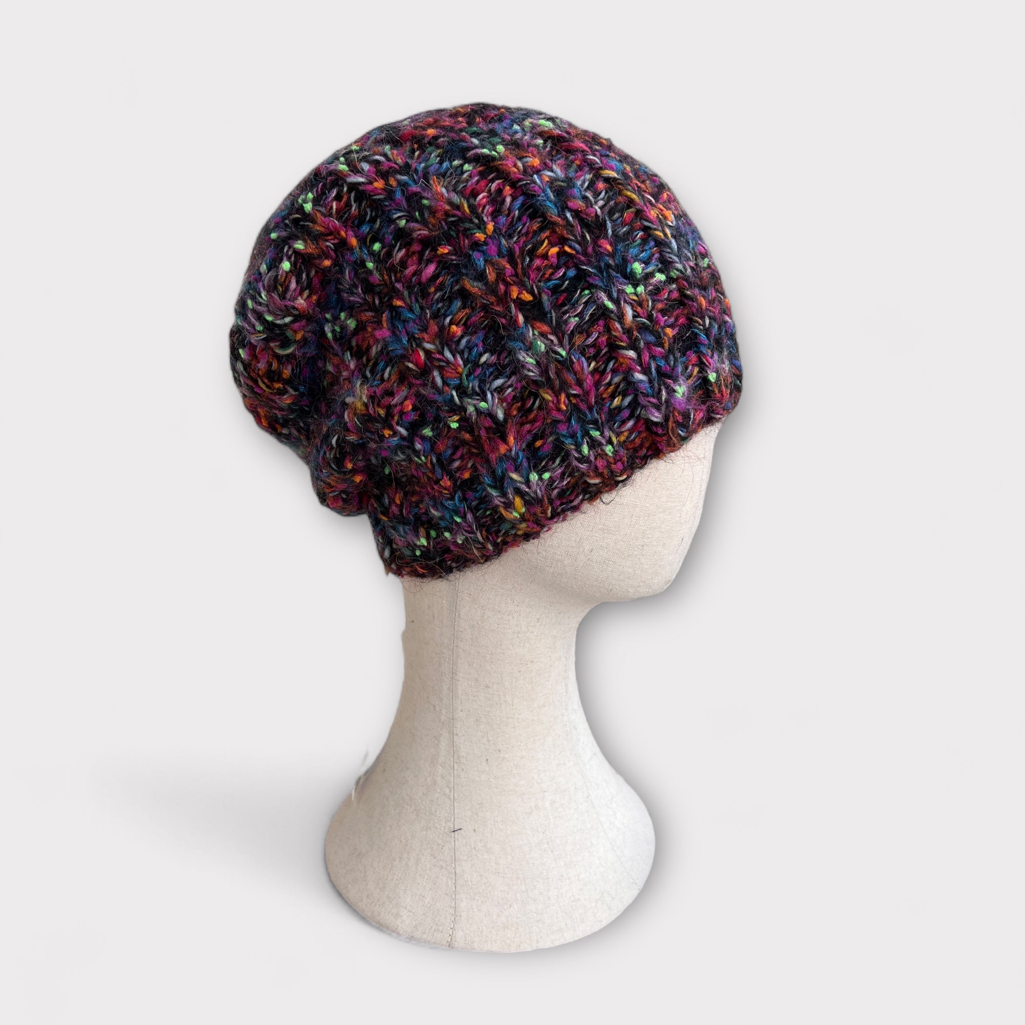 Berretto Beanie Fatto a Mano In Lana Grevi