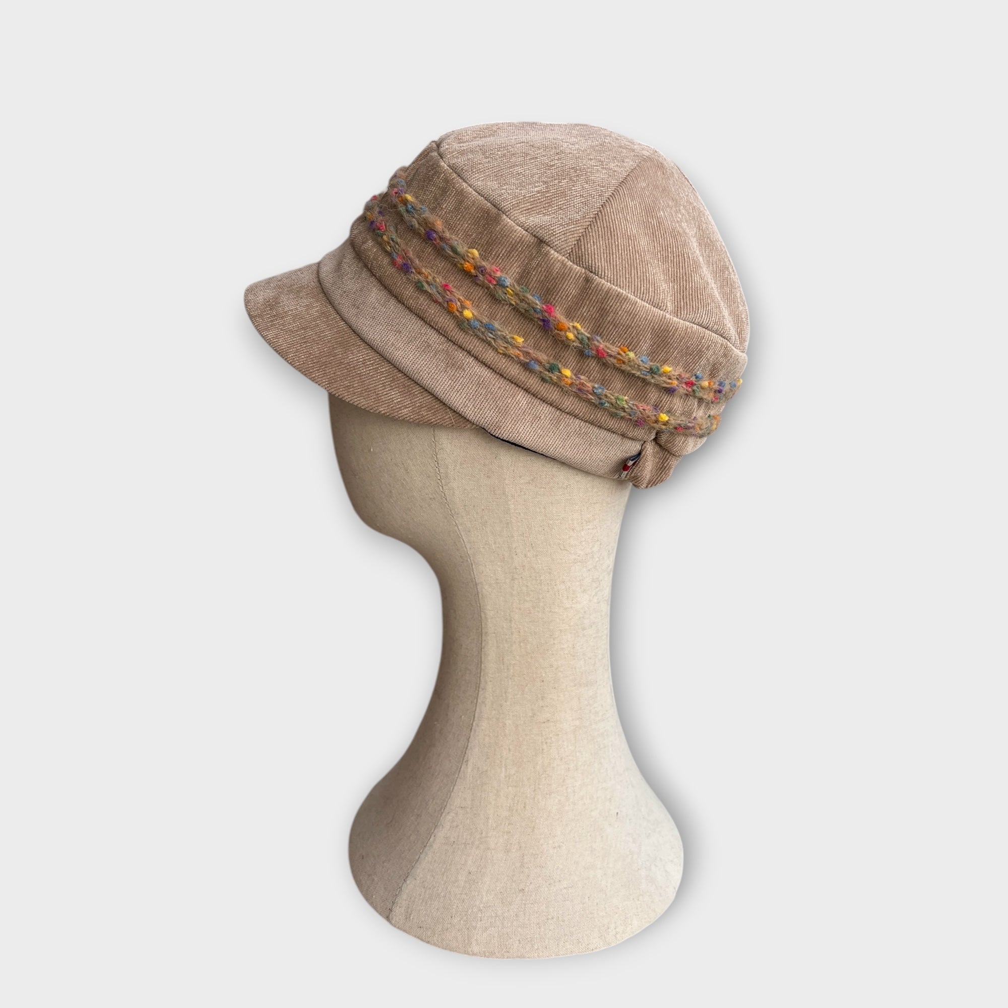 Berretto Donna In Velluto Con Visiera Con Cordino