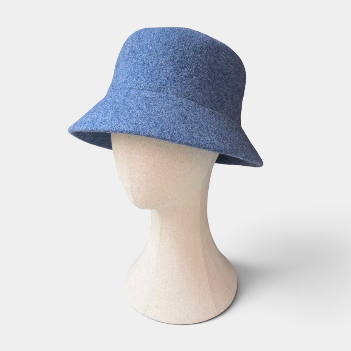 Cloche - Bucket In Panno di Pura Lana Pieghevole