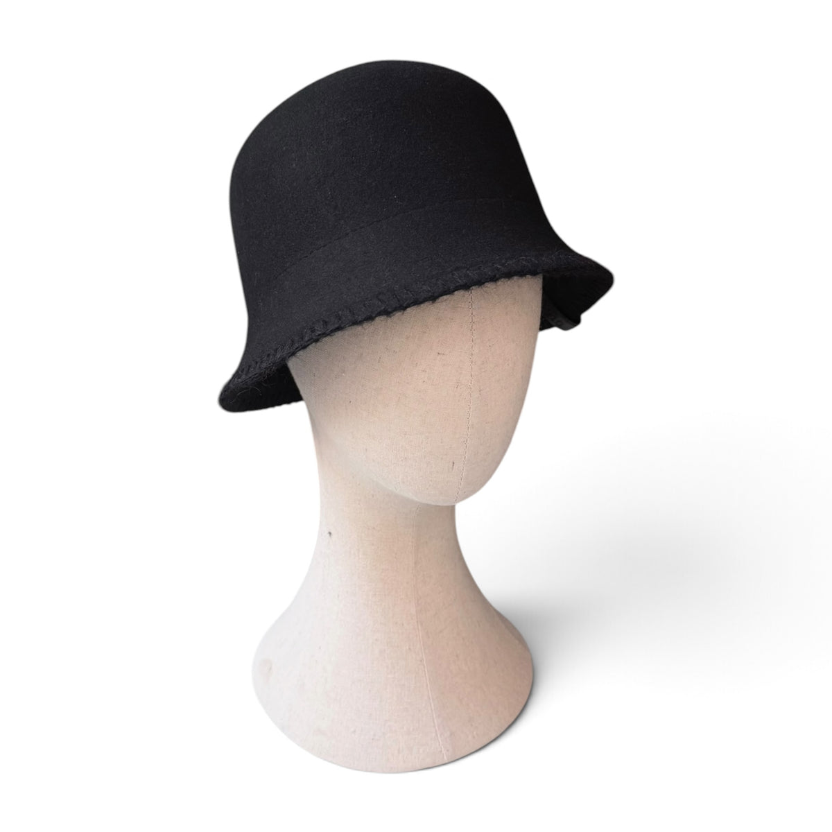 Cappello Donna Cloche in Feltro Di Lana Merino Idrorepellente E Pieghevole Con Laccetto In Pelle